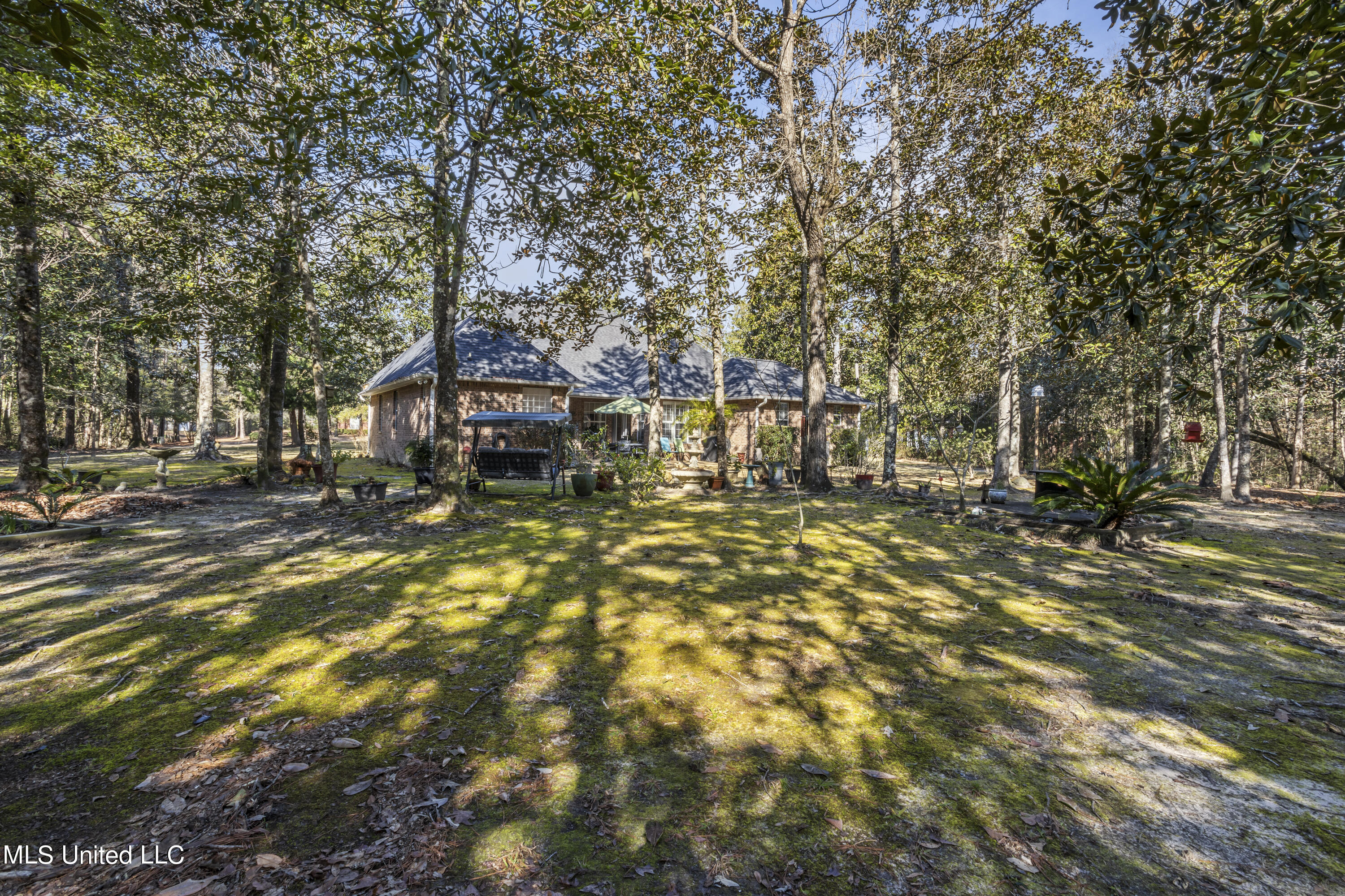 1601 Magnolia Bluff Drive