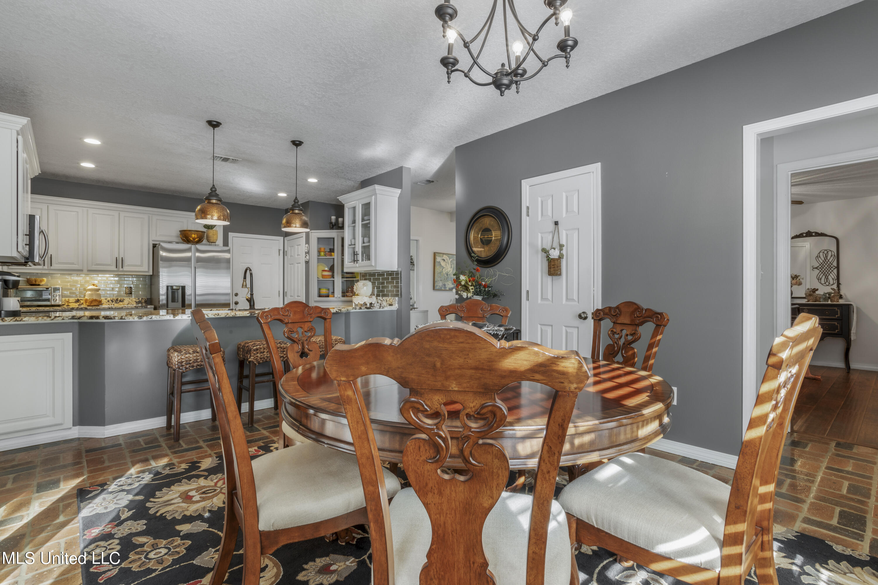 1601 Magnolia Bluff Drive