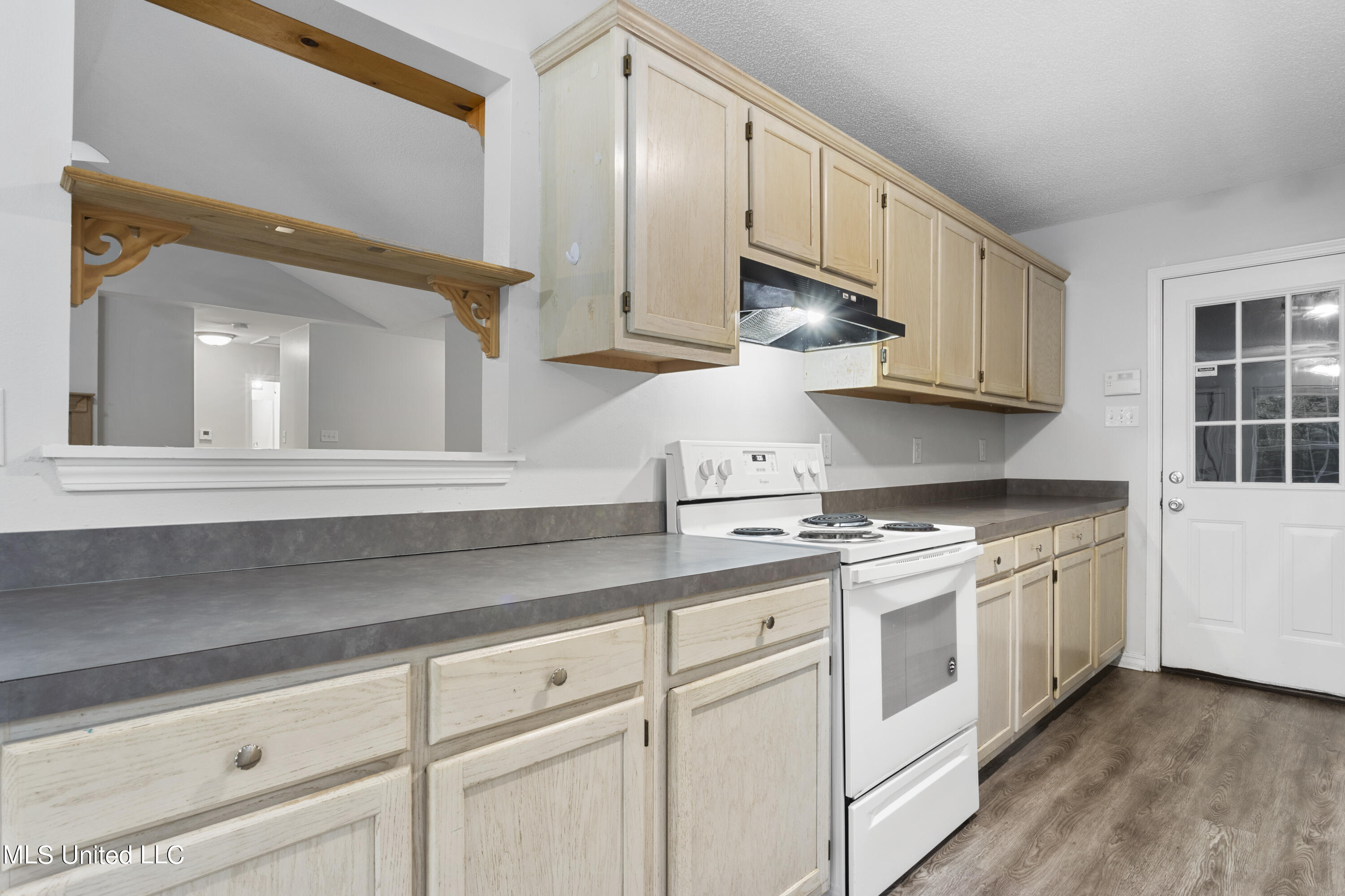 8513 Clamshell Avenue