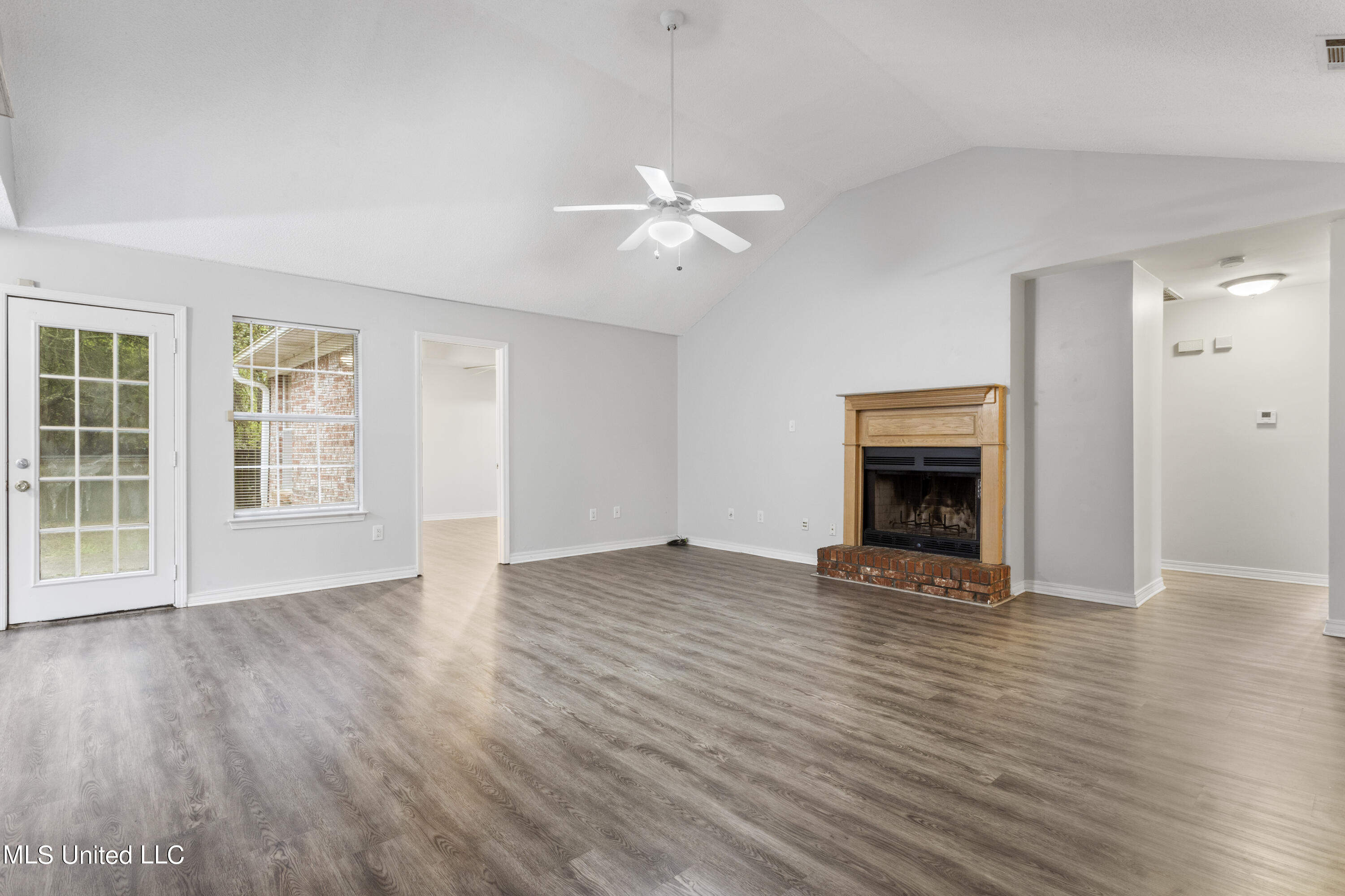 8513 Clamshell Avenue