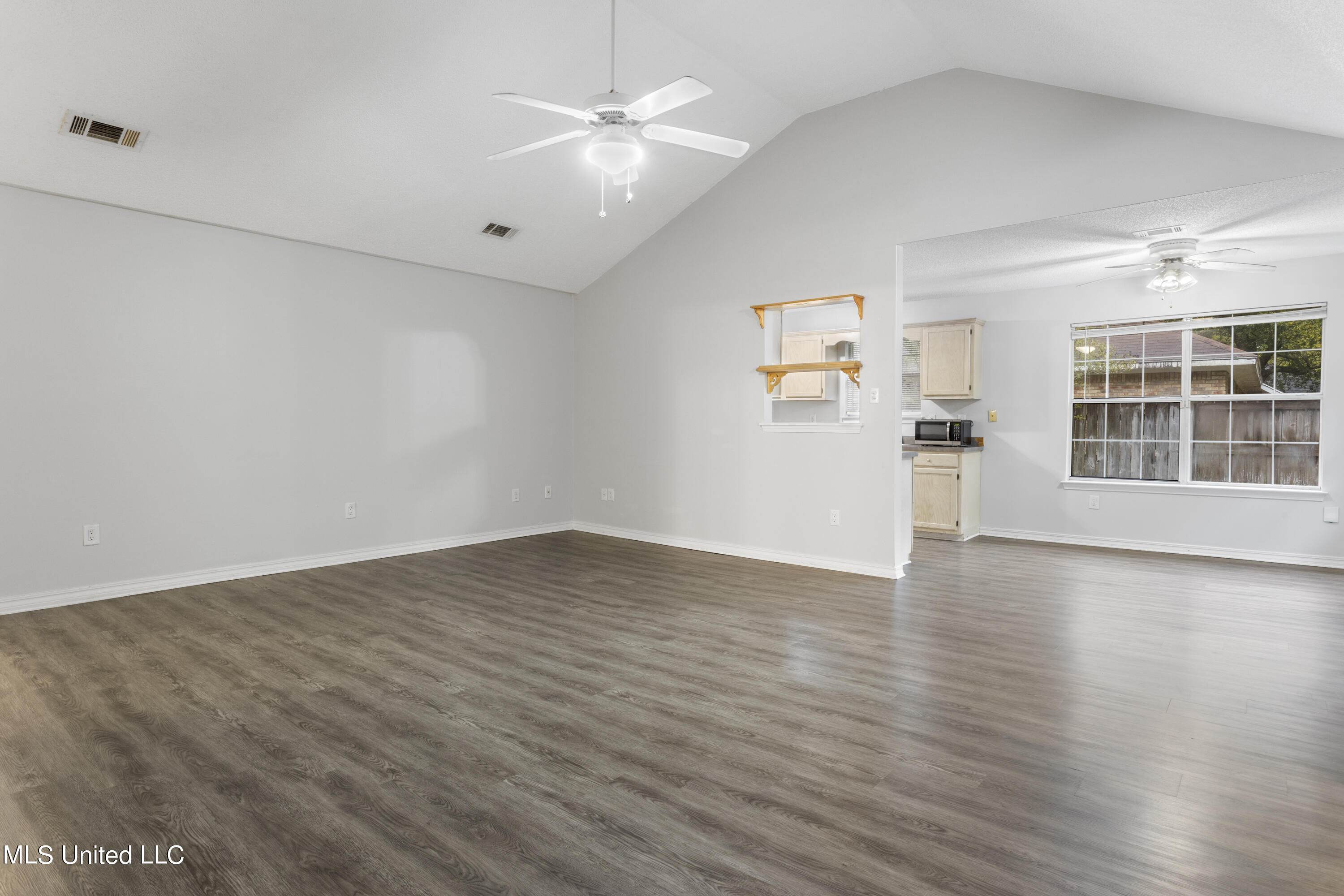 8513 Clamshell Avenue