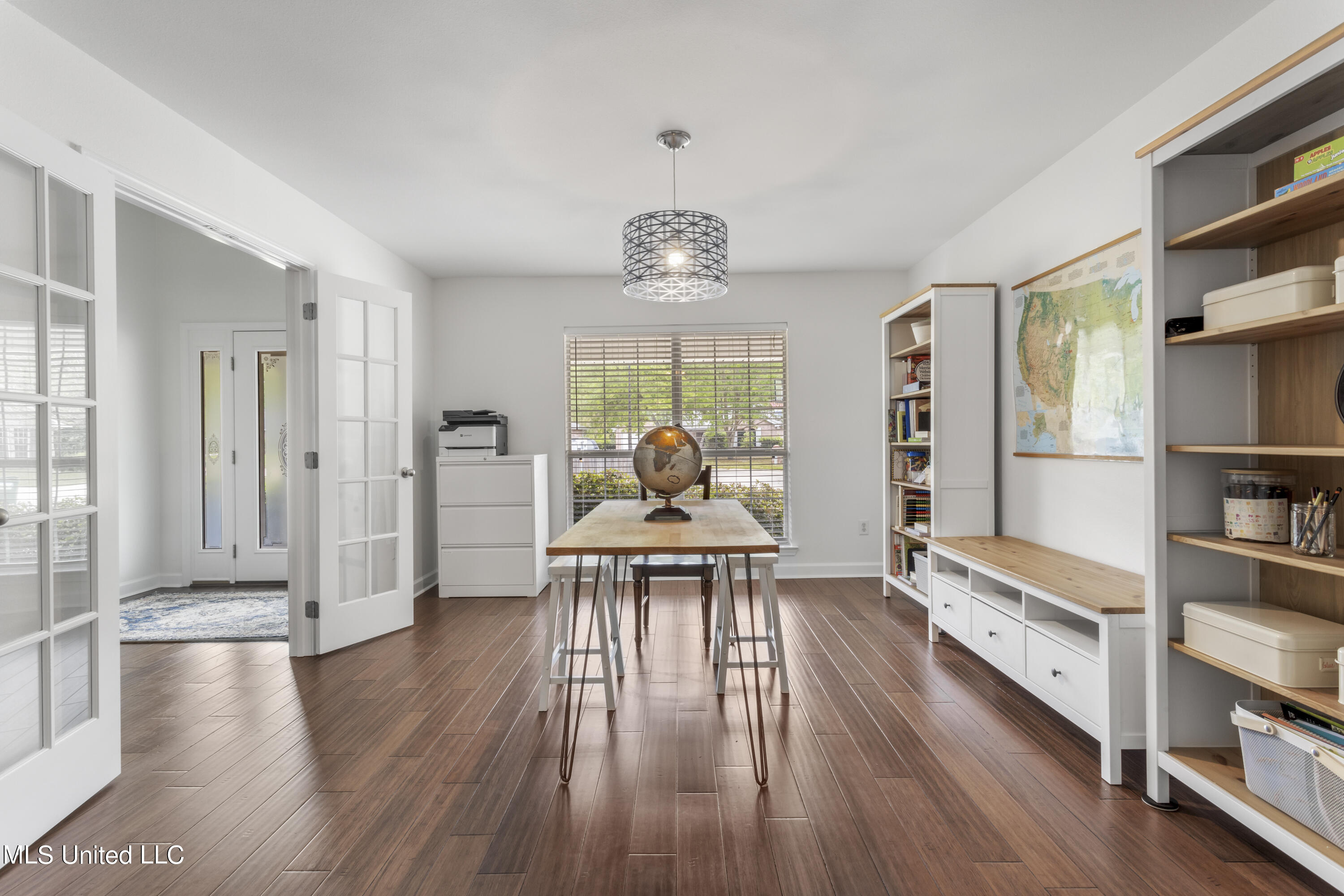 701 Hidden Oaks Drive