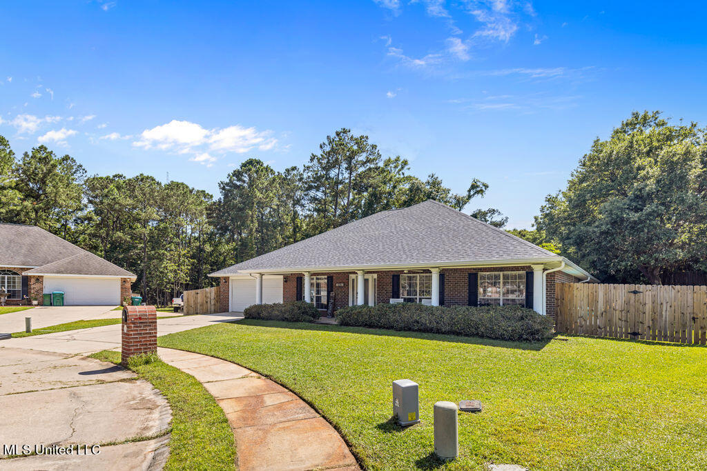 701 Hidden Oaks Drive