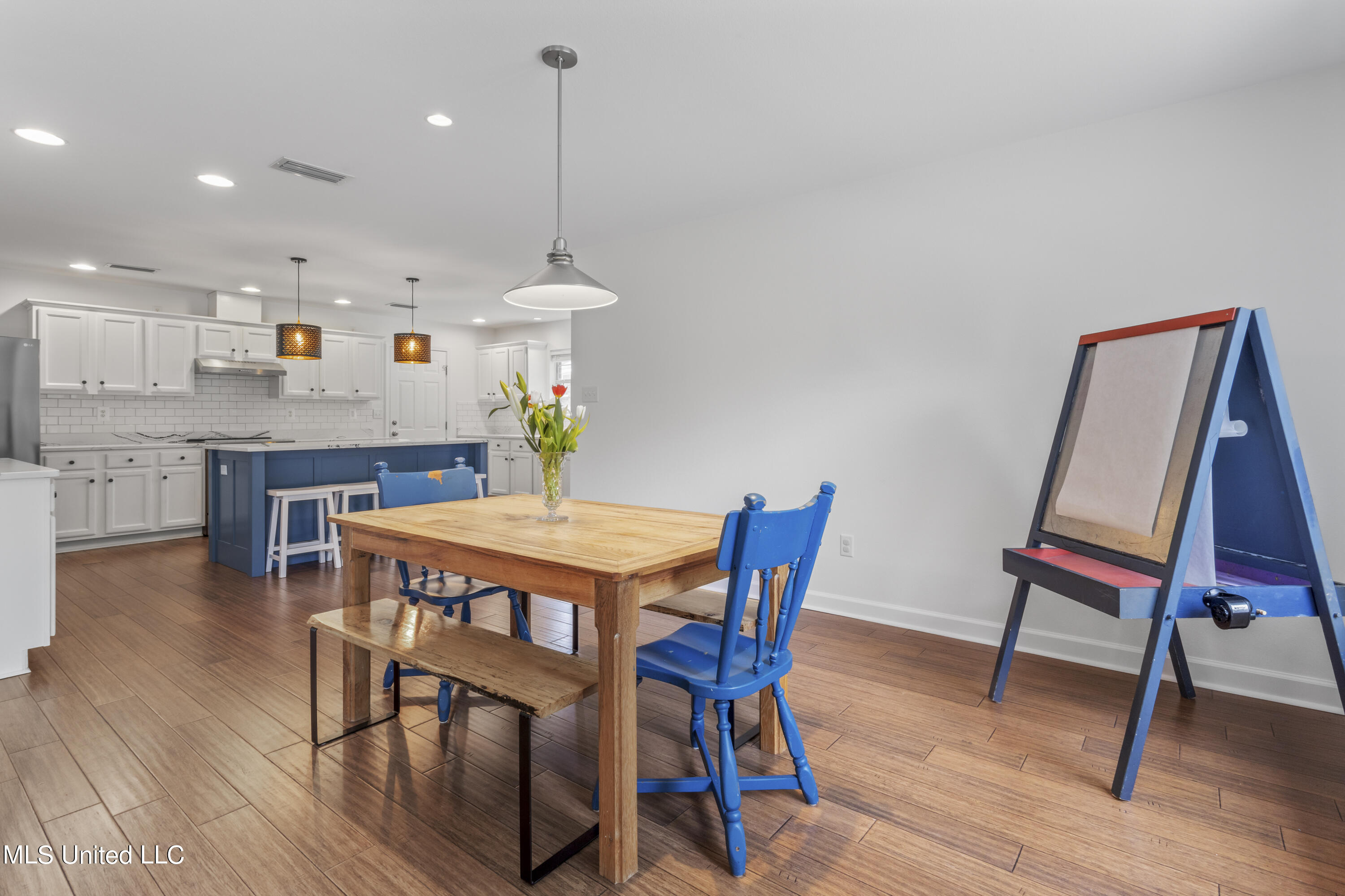 701 Hidden Oaks Drive