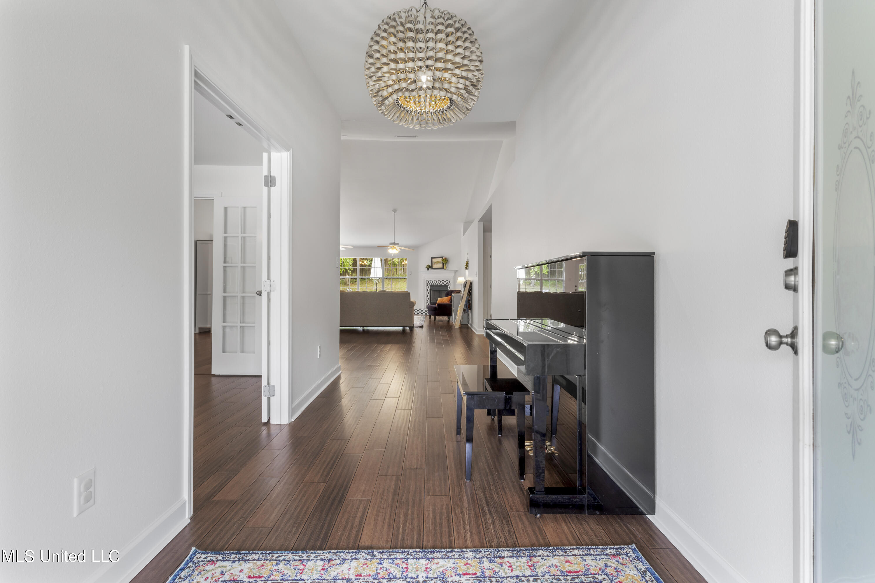 701 Hidden Oaks Drive