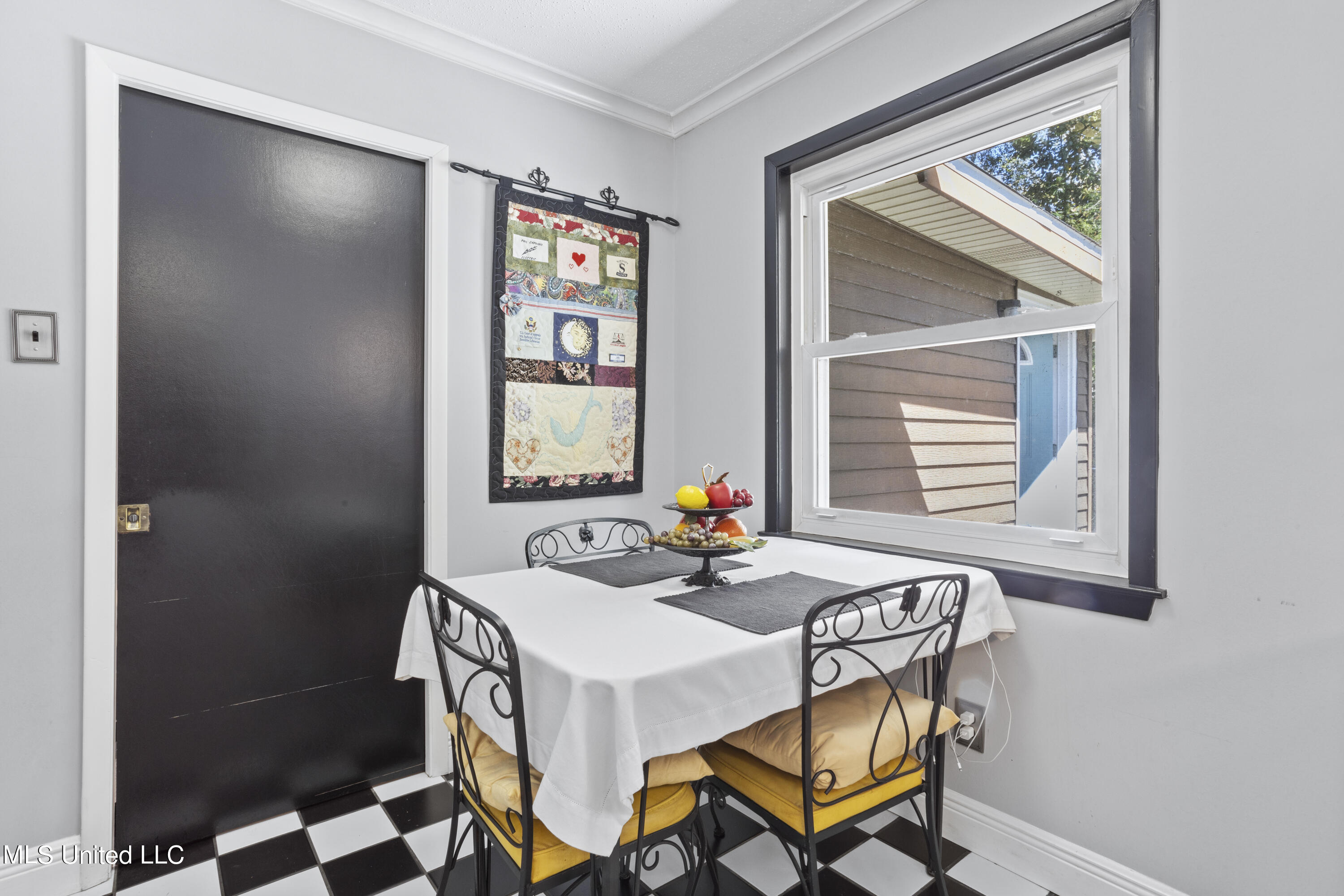 1107 Le Badine Court