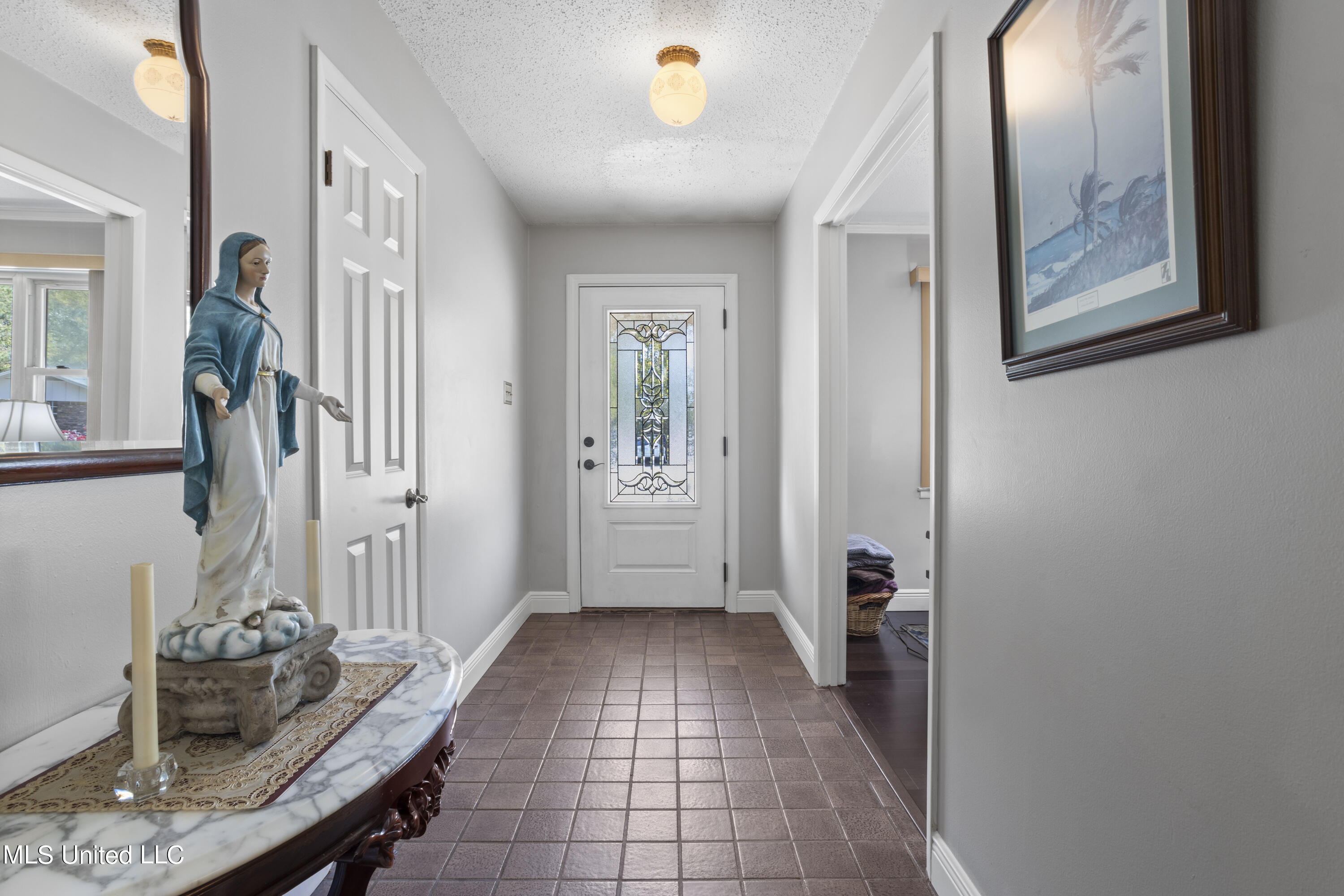 1107 Le Badine Court