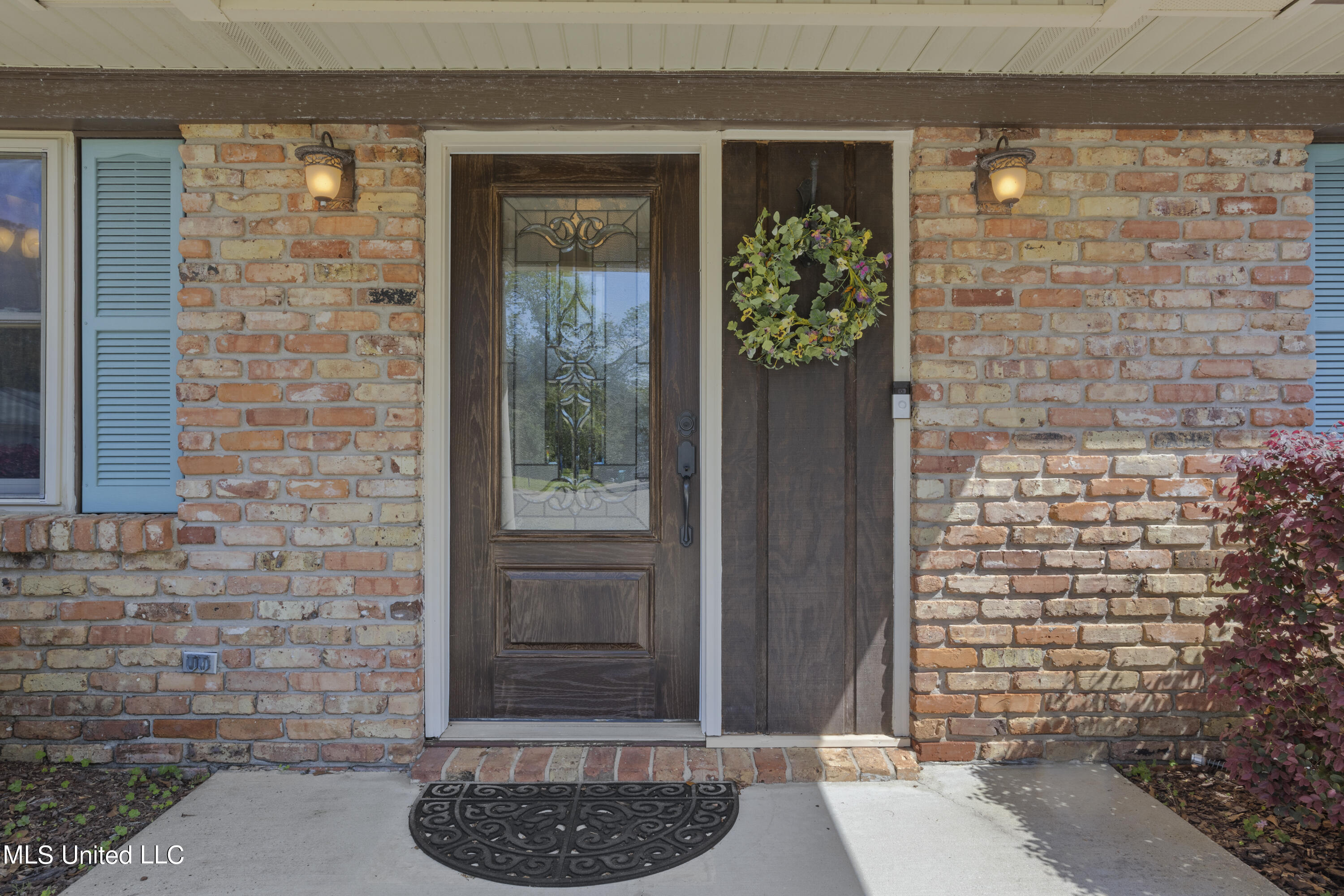 1107 Le Badine Court