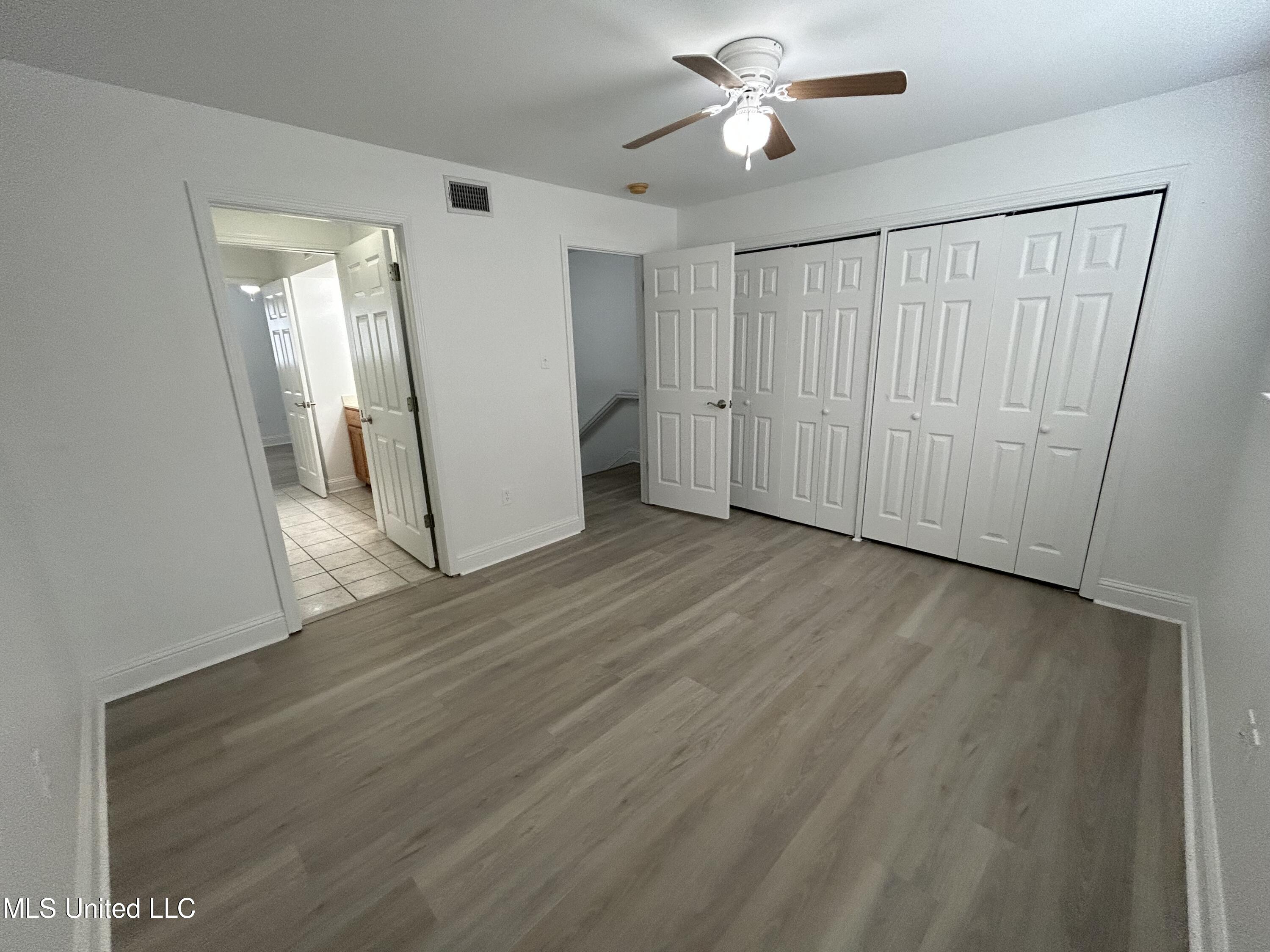 1664 Beach Boulevard, 108