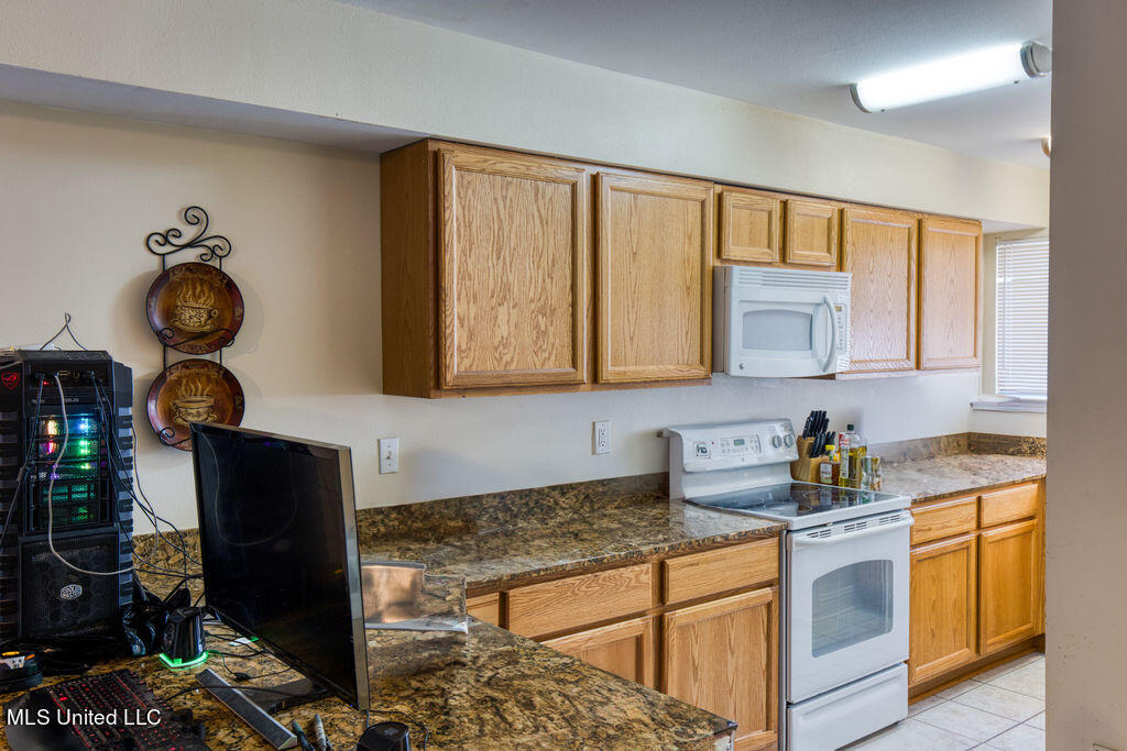 1664 Beach Boulevard, 93