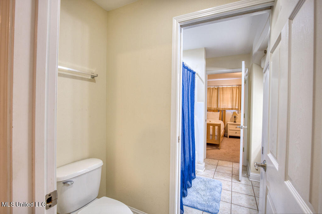 1664 Beach Boulevard, 93