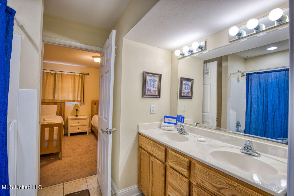 1664 Beach Boulevard, 93