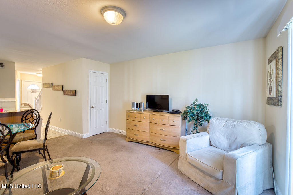 1664 Beach Boulevard, 93