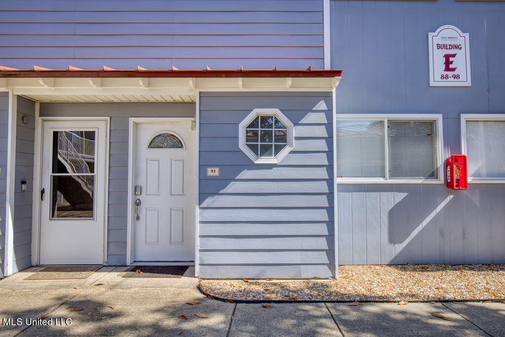 1664 Beach Boulevard, 93