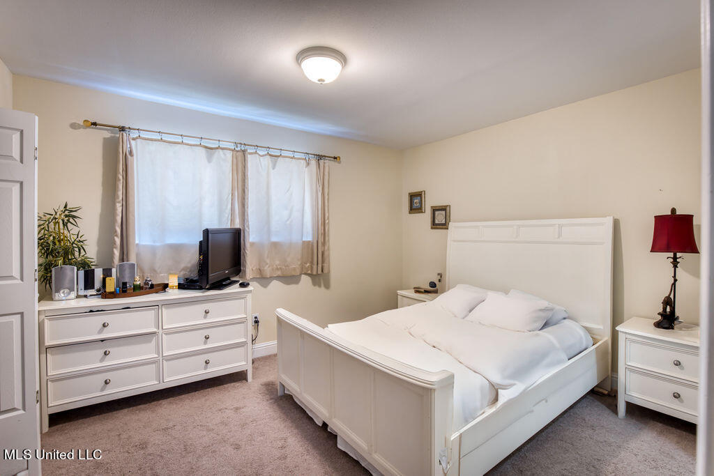 1664 Beach Boulevard, 93