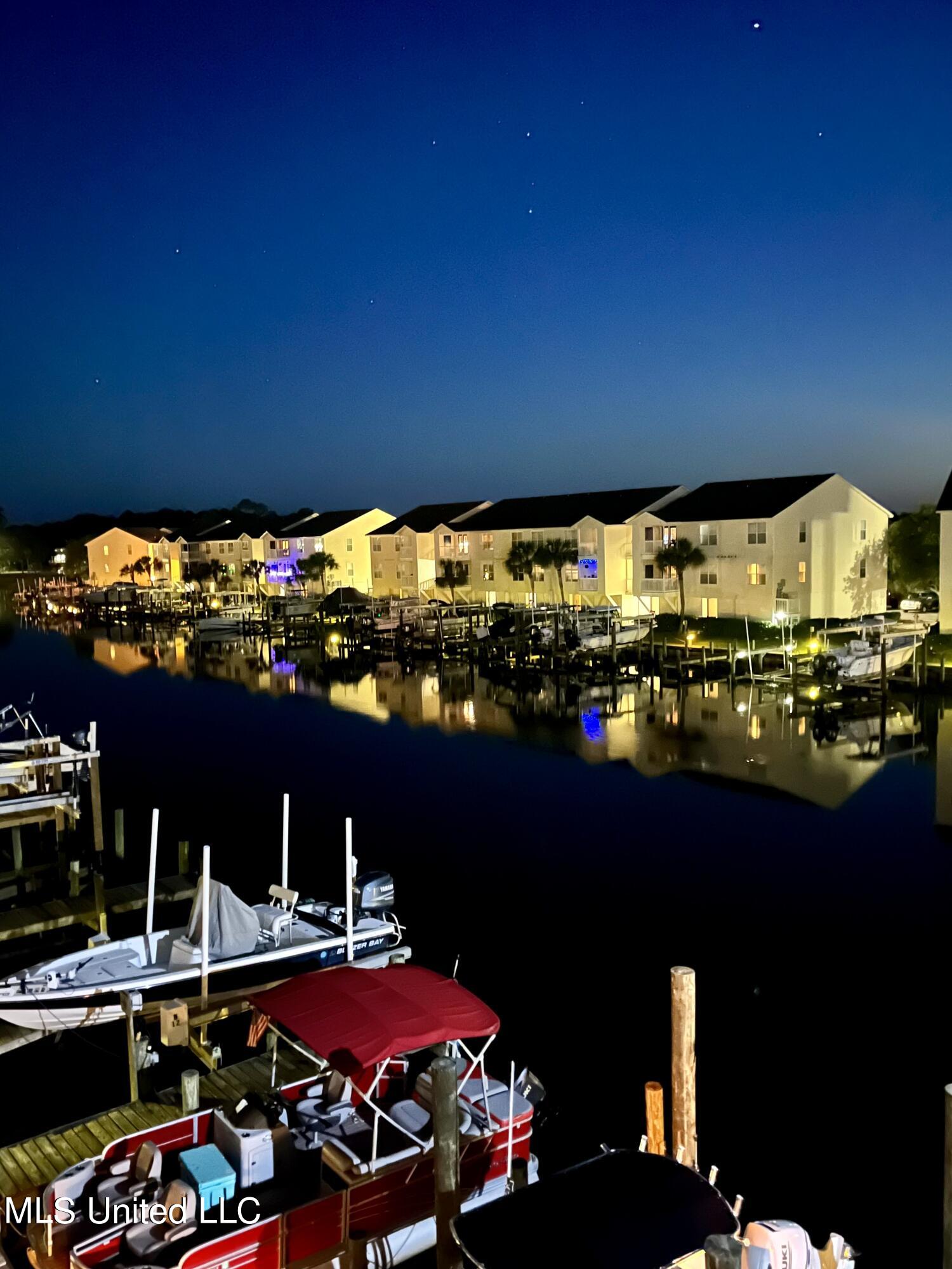 2421 Beachview B16 Drive, B16
