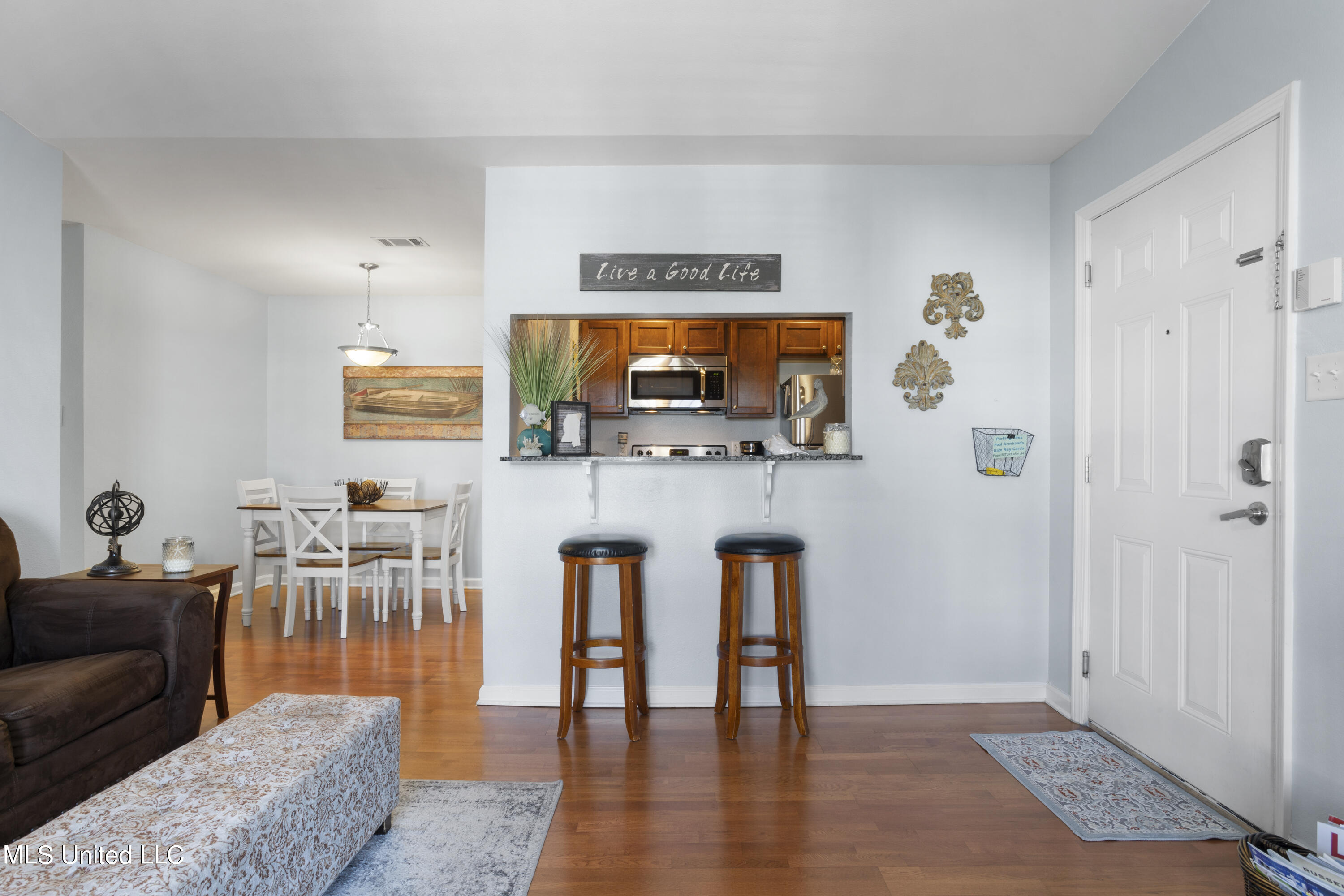 2421 Beachview B16 Drive, B16