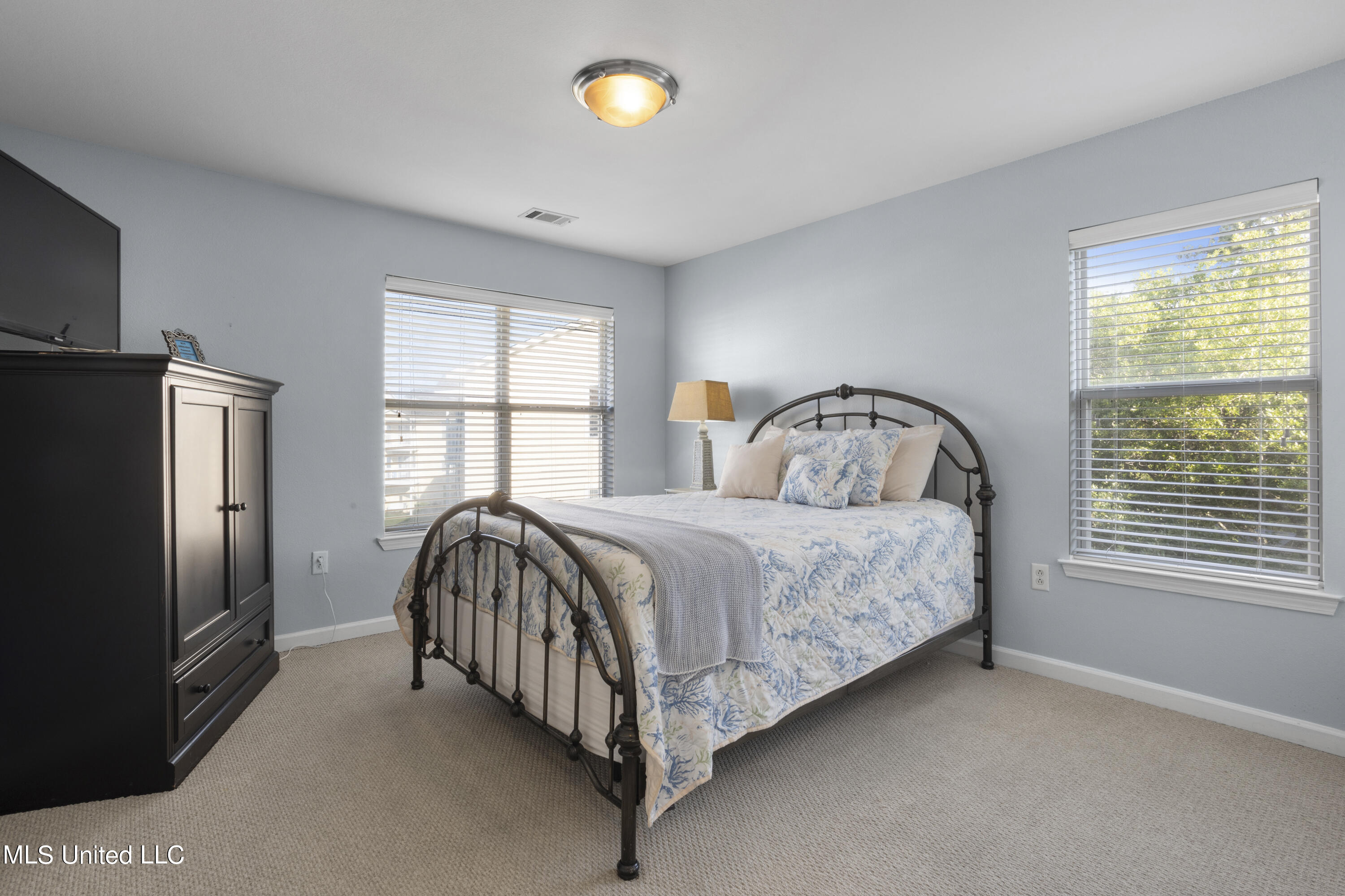 2421 Beachview B16 Drive, B16