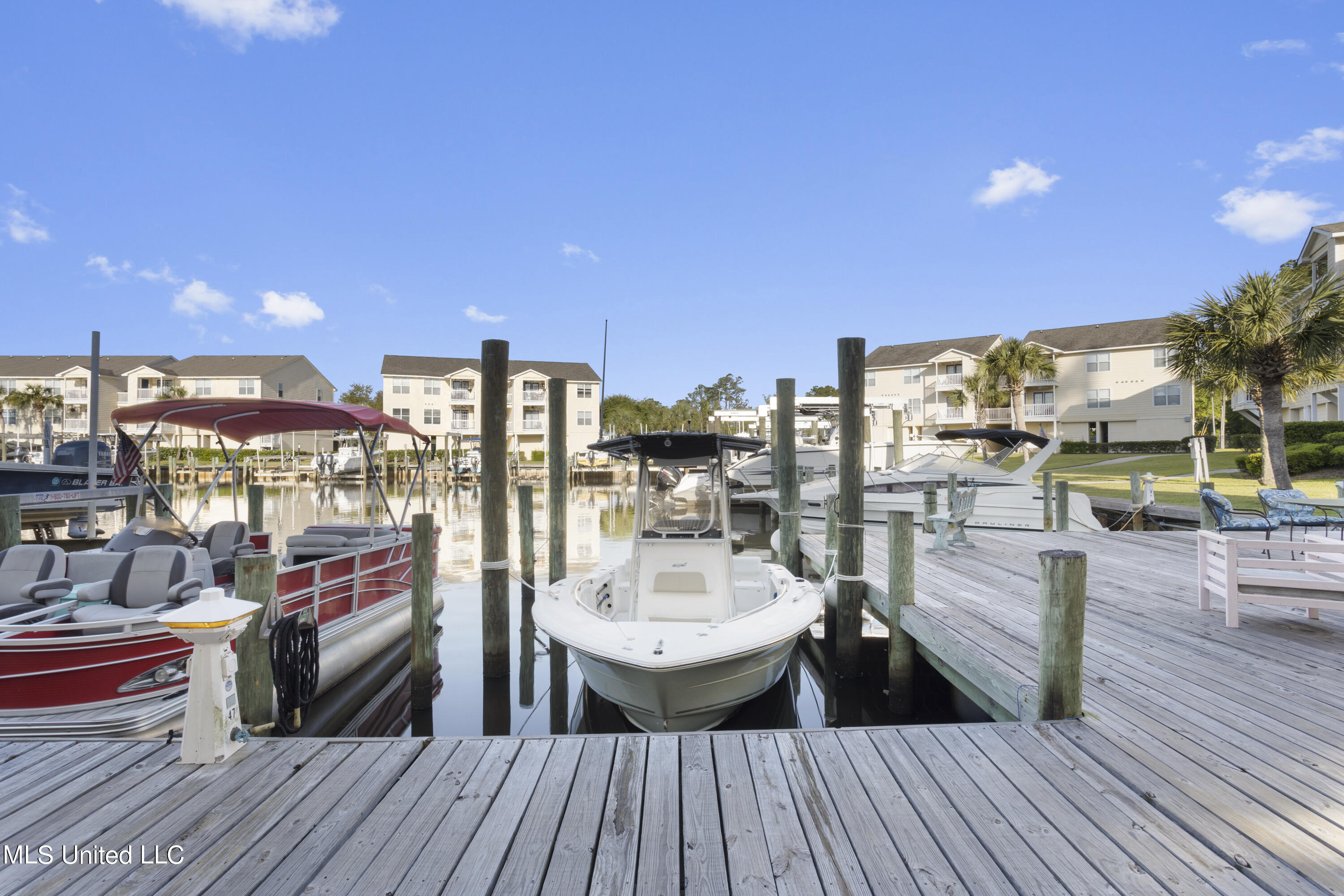 2421 Beachview B16 Drive, B16