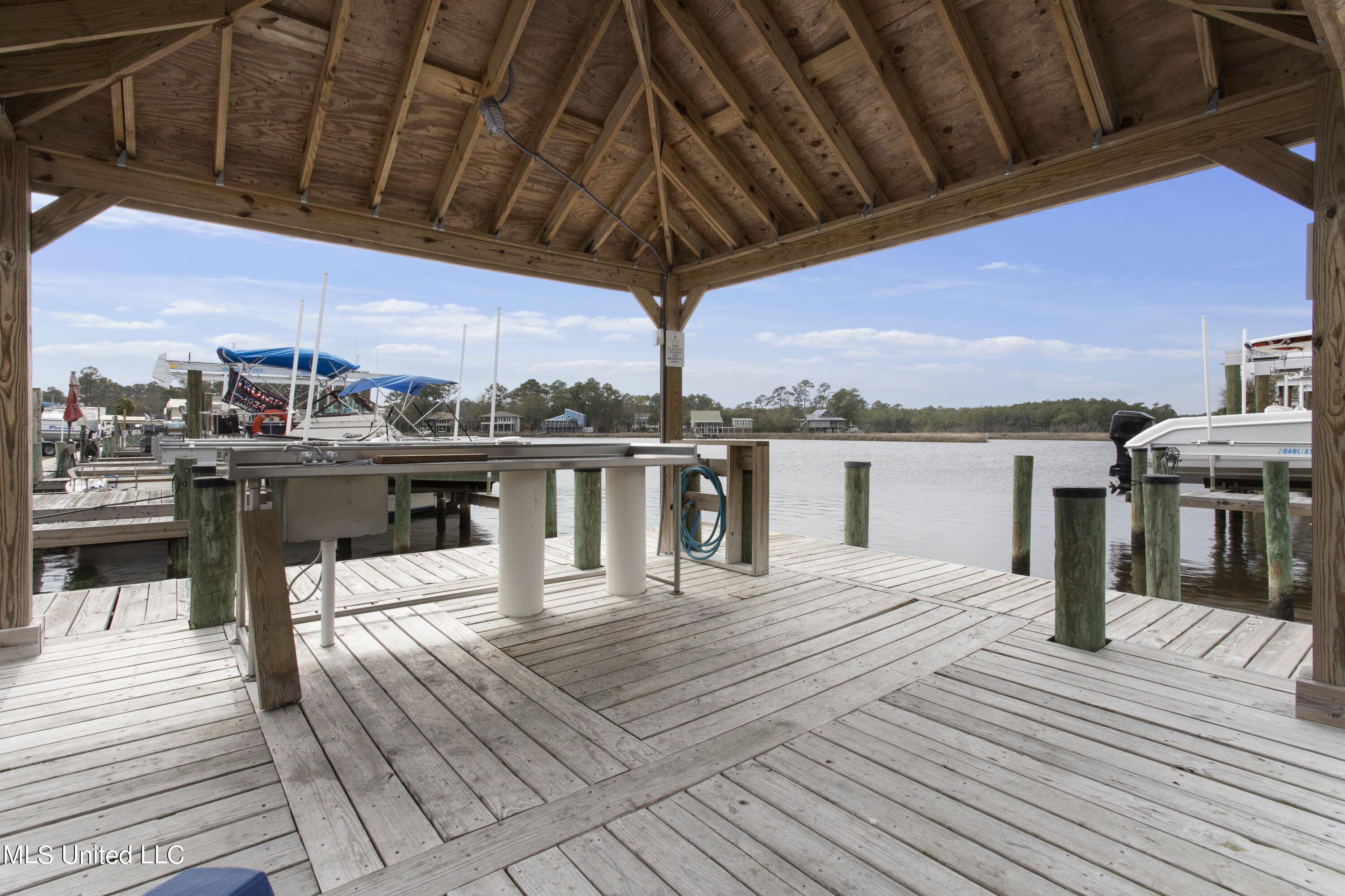 2421 Beachview B16 Drive, B16