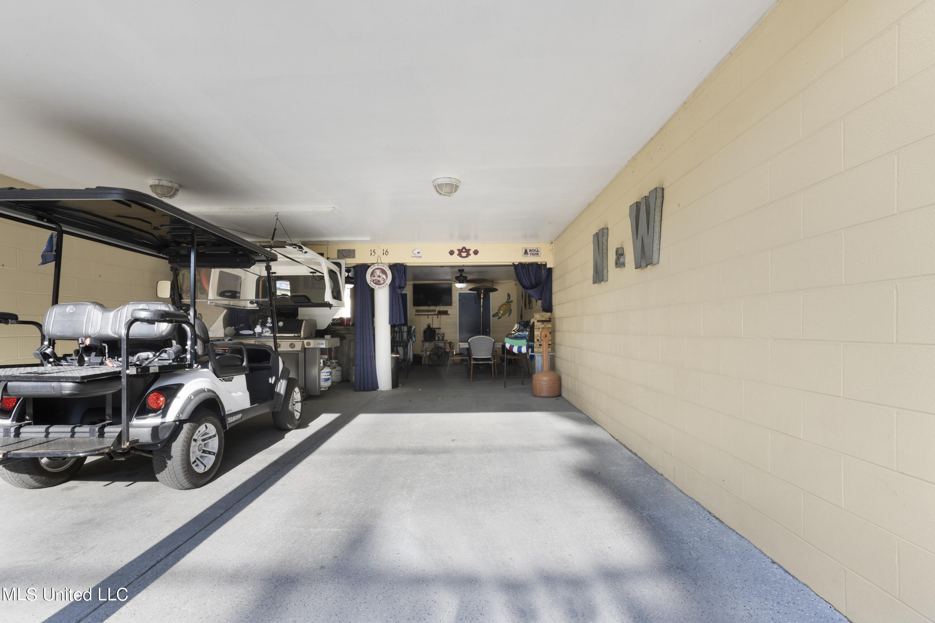 2421 Beachview B16 Drive, B16