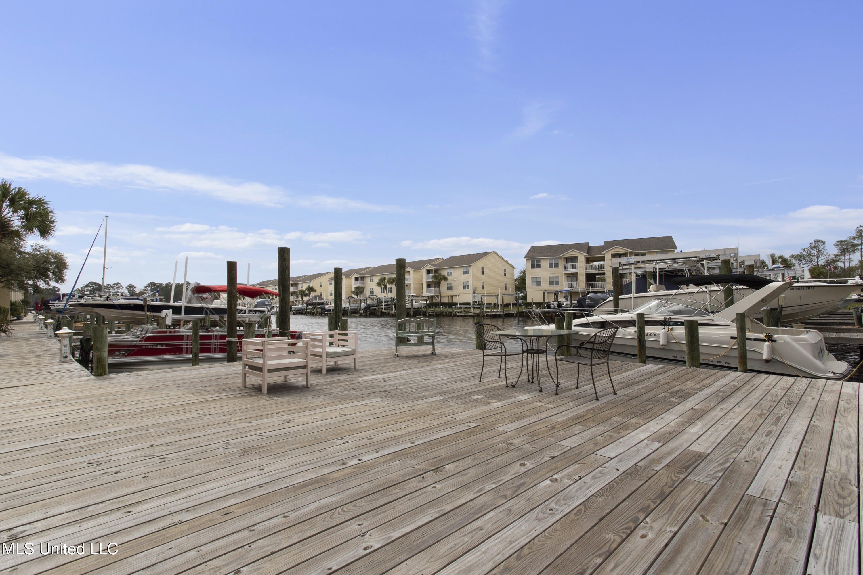 2421 Beachview B16 Drive, B16