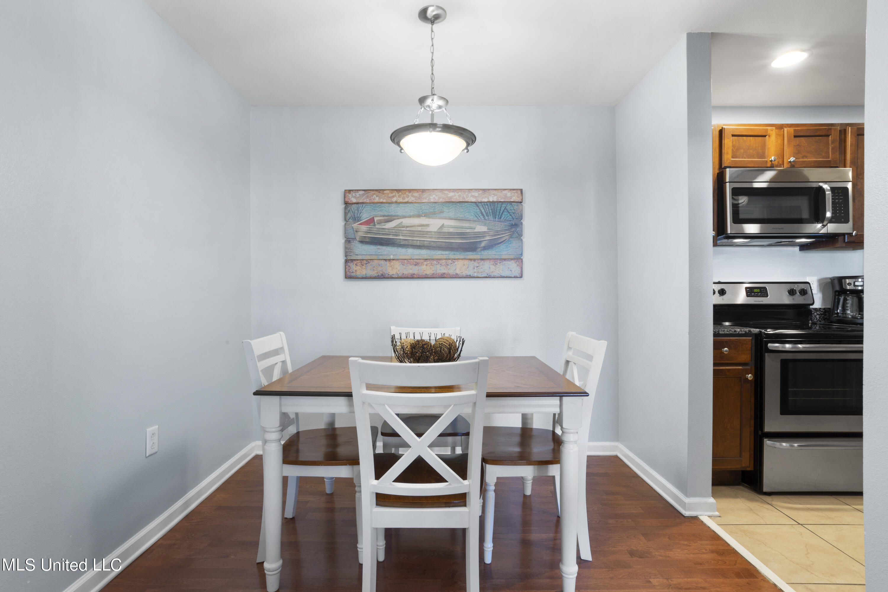 2421 Beachview B16 Drive, B16