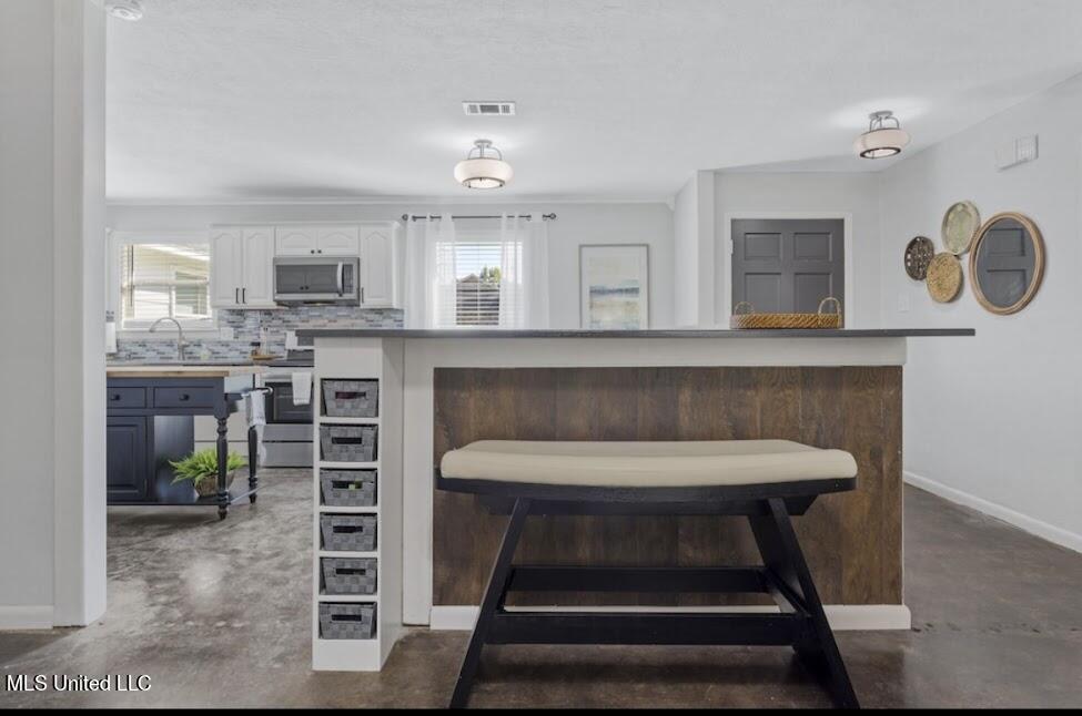 141 Reynolds Circle