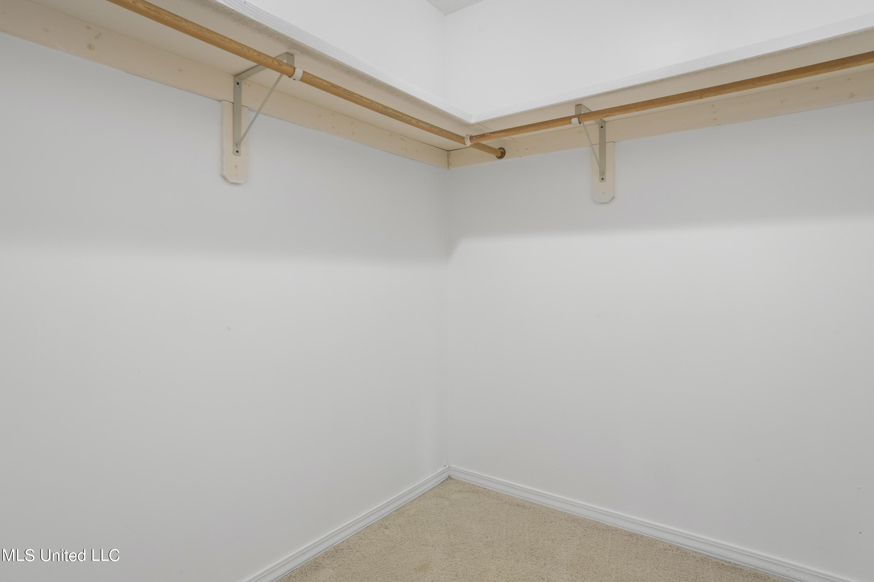 1500 Beachview Drive