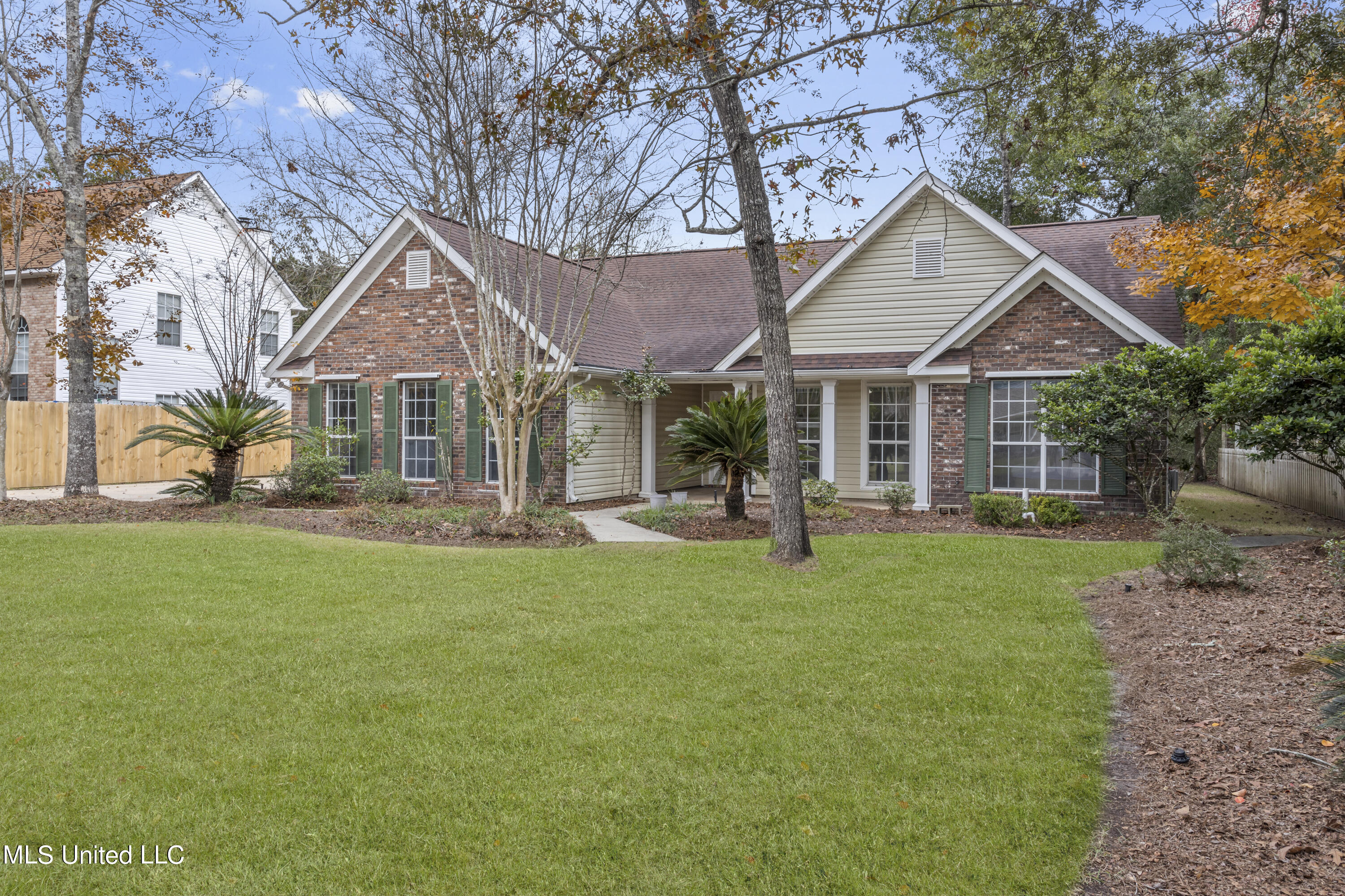 1500 Beachview Drive