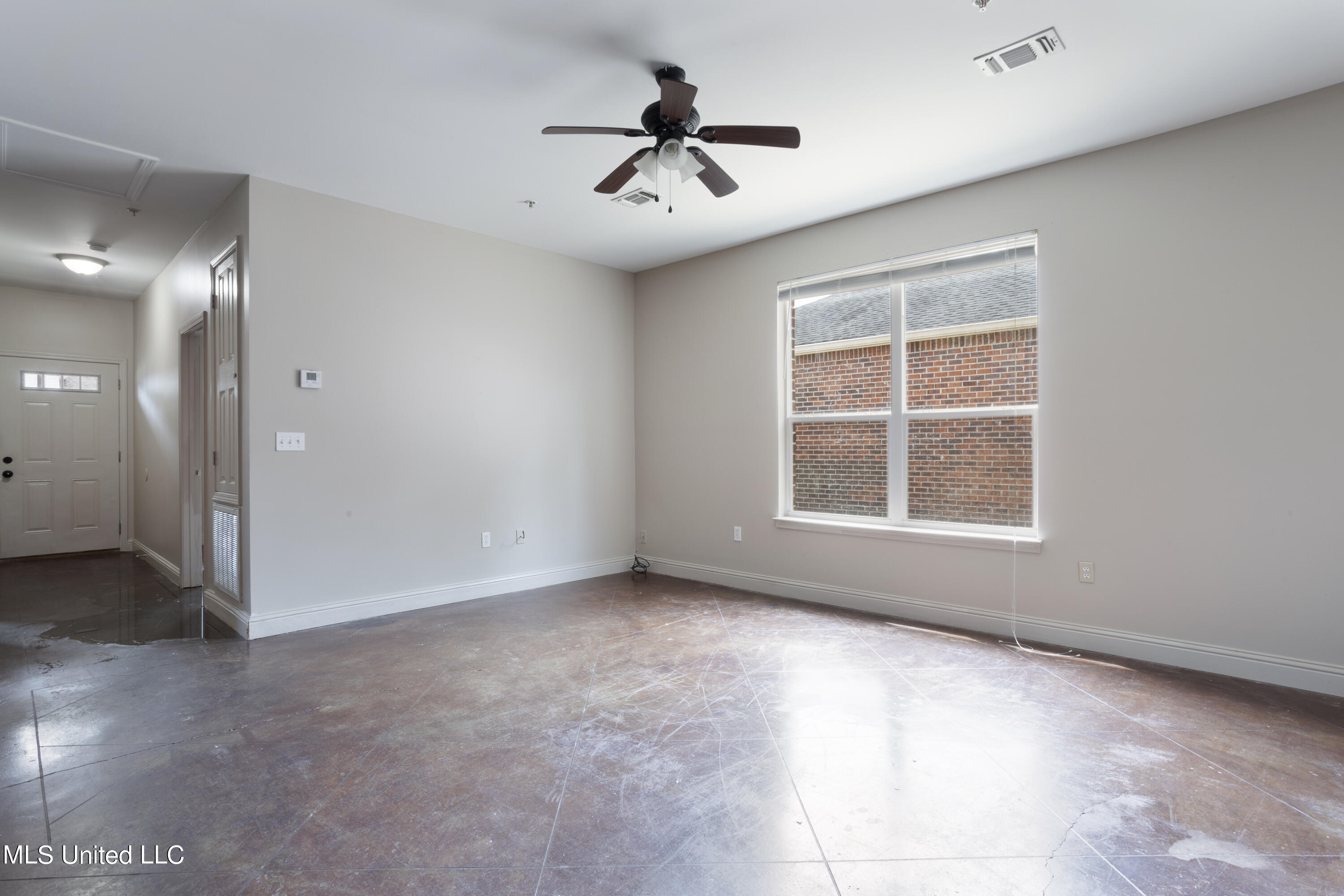 2933 Magnolia Court