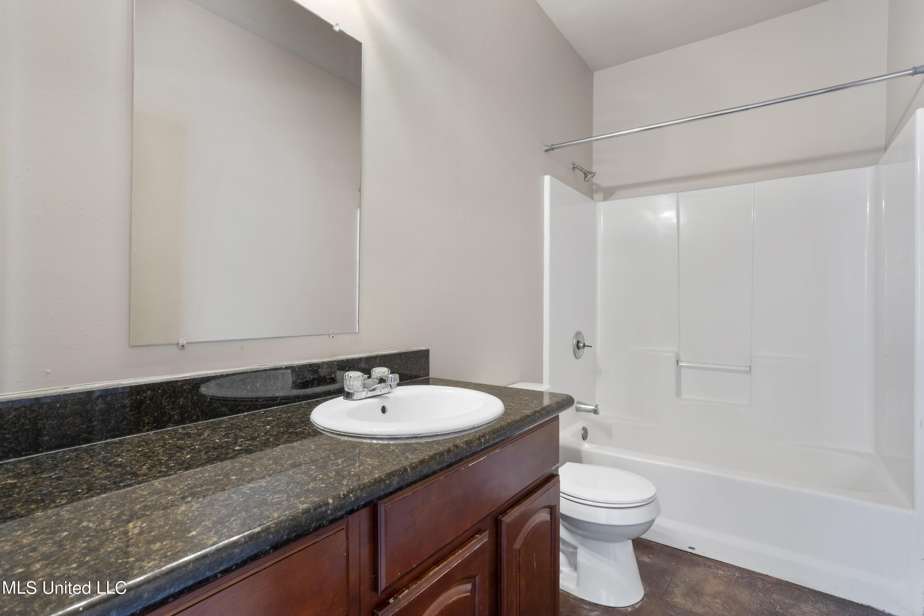 2933 Magnolia Court