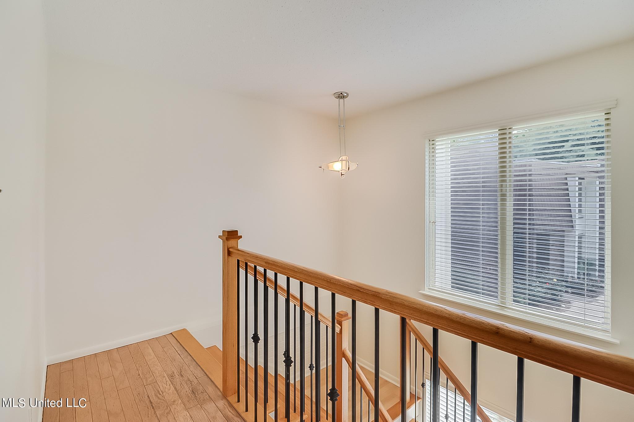 527 Front Beach Drive, 19