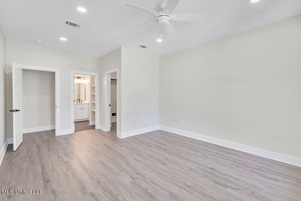 1601 S 9th Street