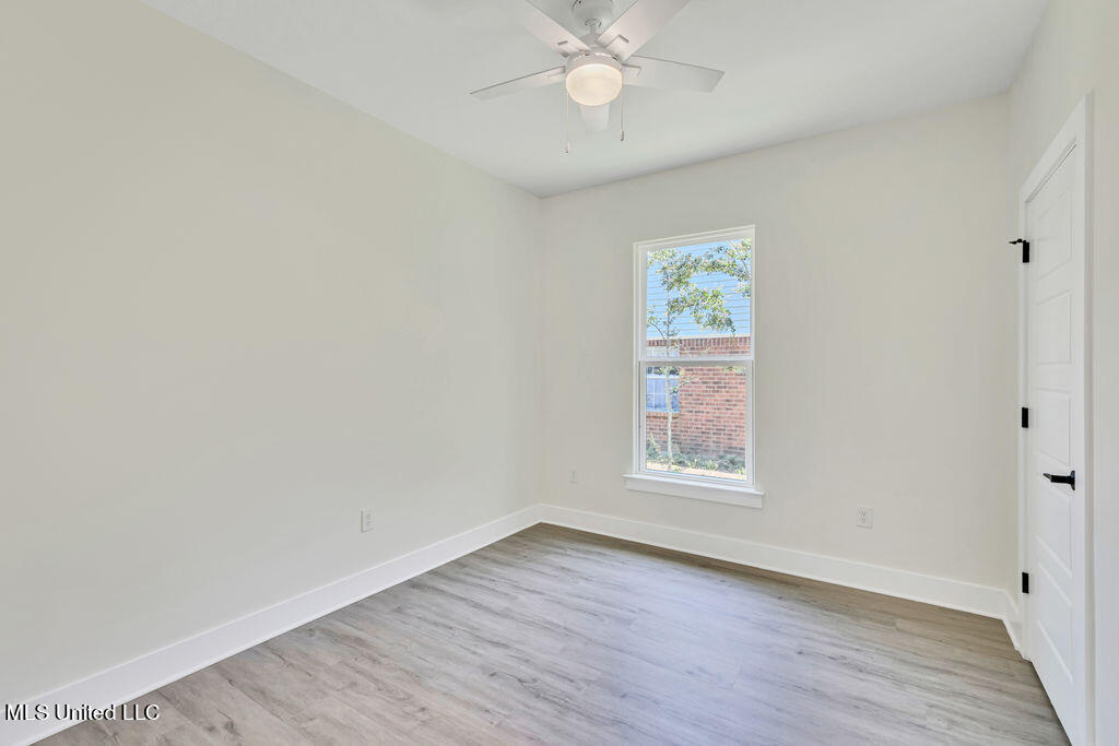 1601 S 9th Street