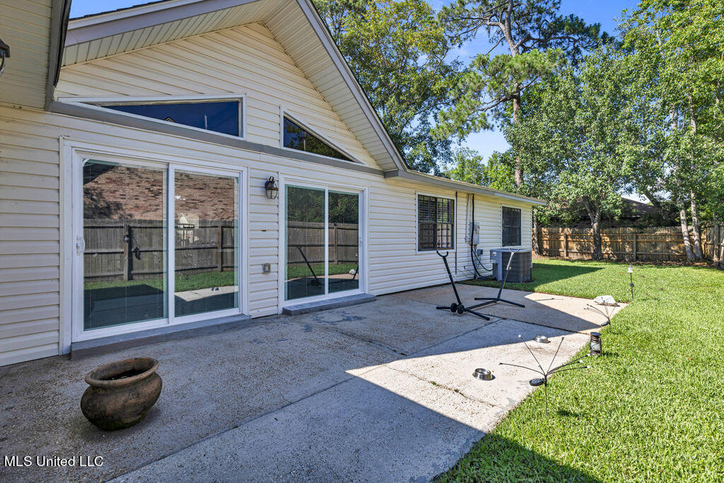668 N Haven Drive