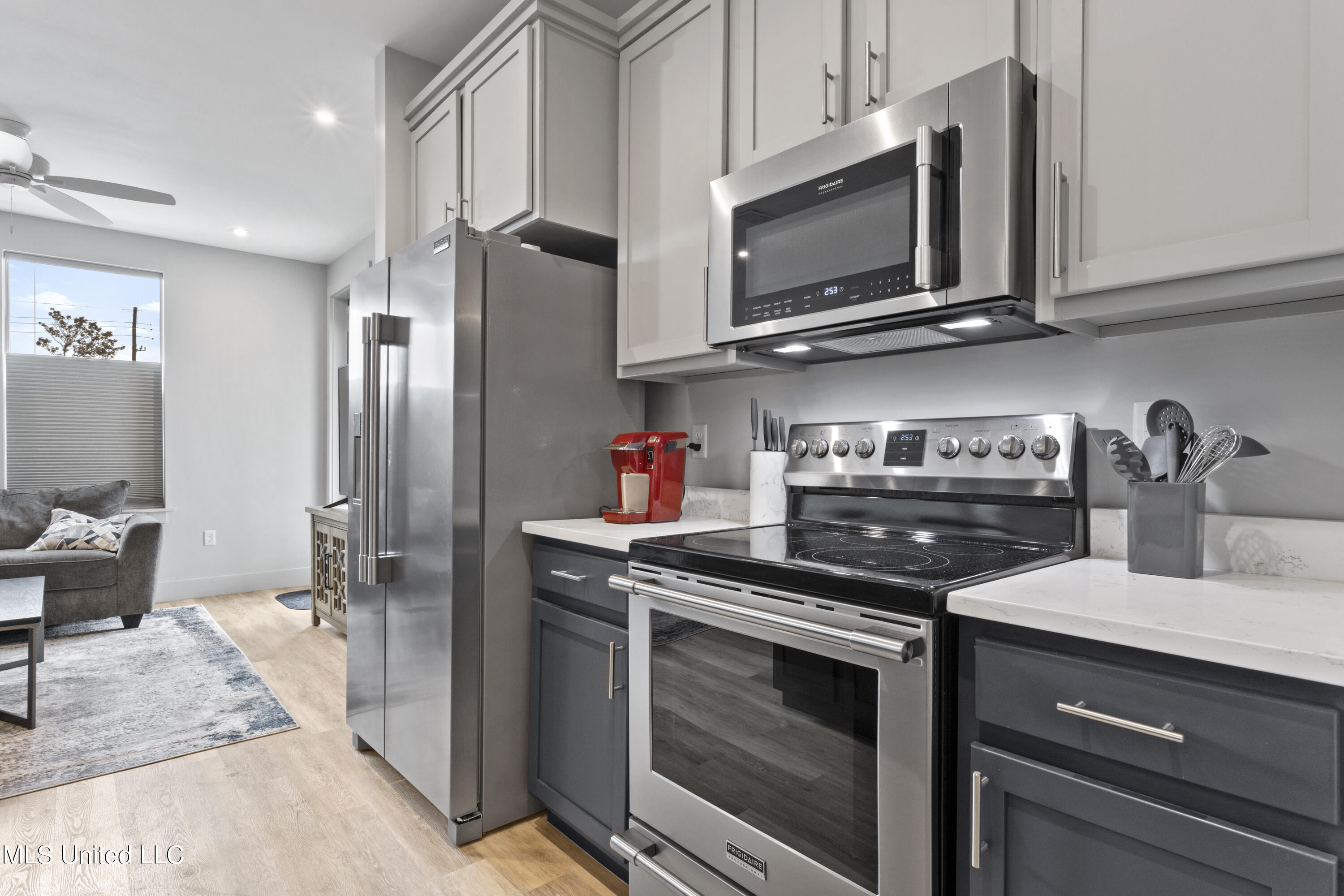 2501 Bienville Boulevard, 412