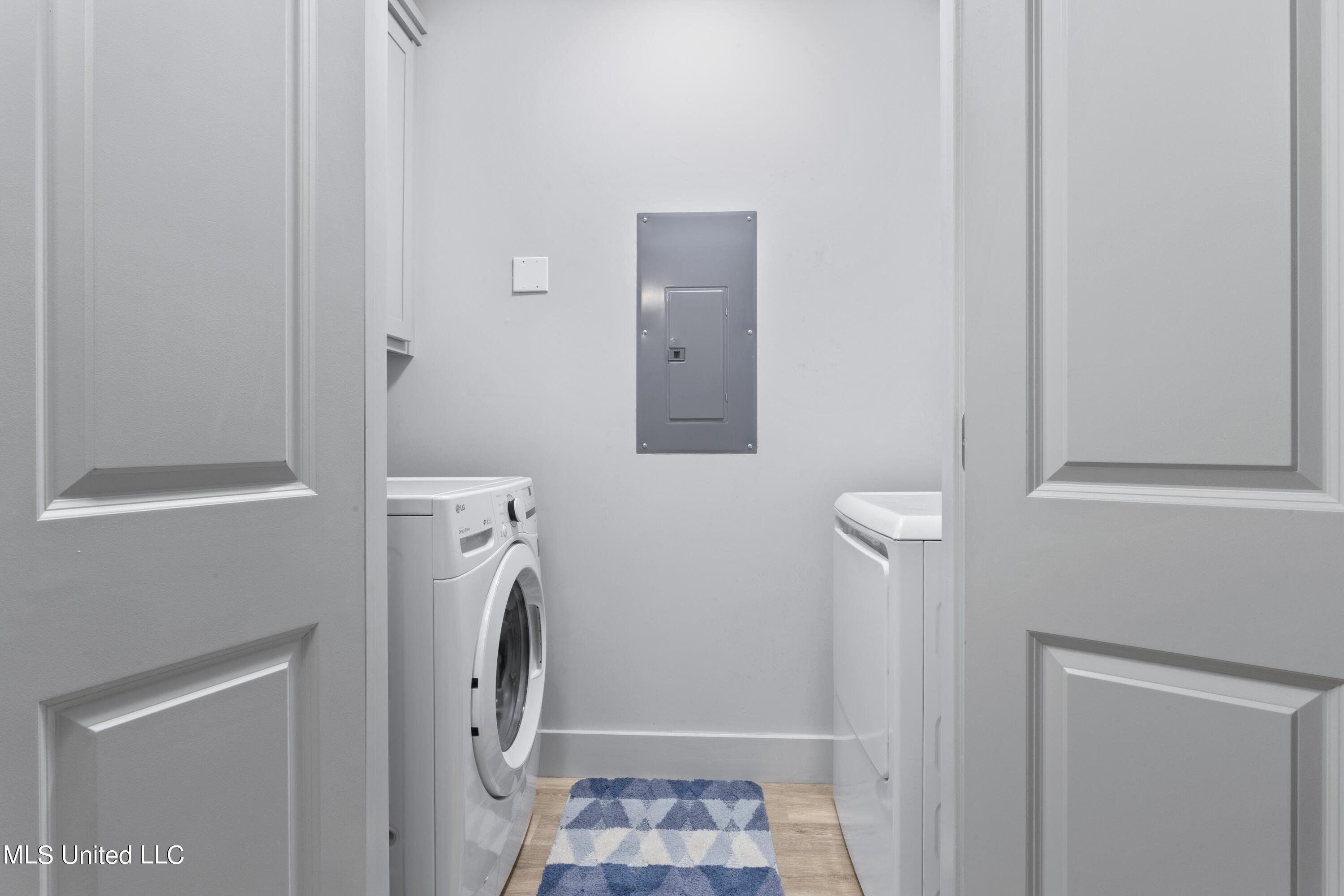 2501 Bienville Boulevard, 412