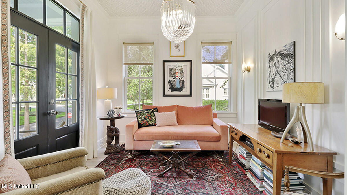 8068 Ocean Springs Road