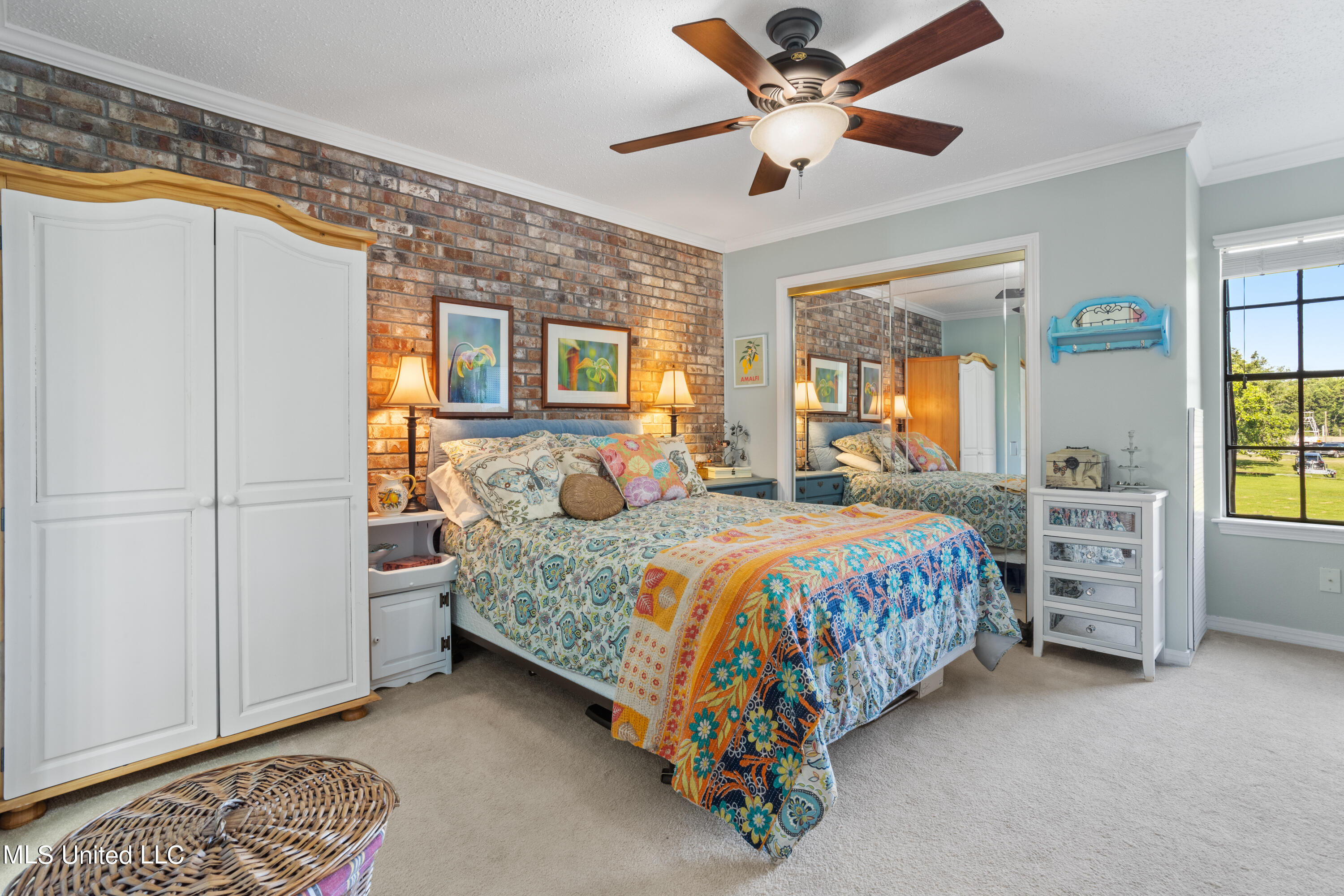 527 Front Beach Drive, 40