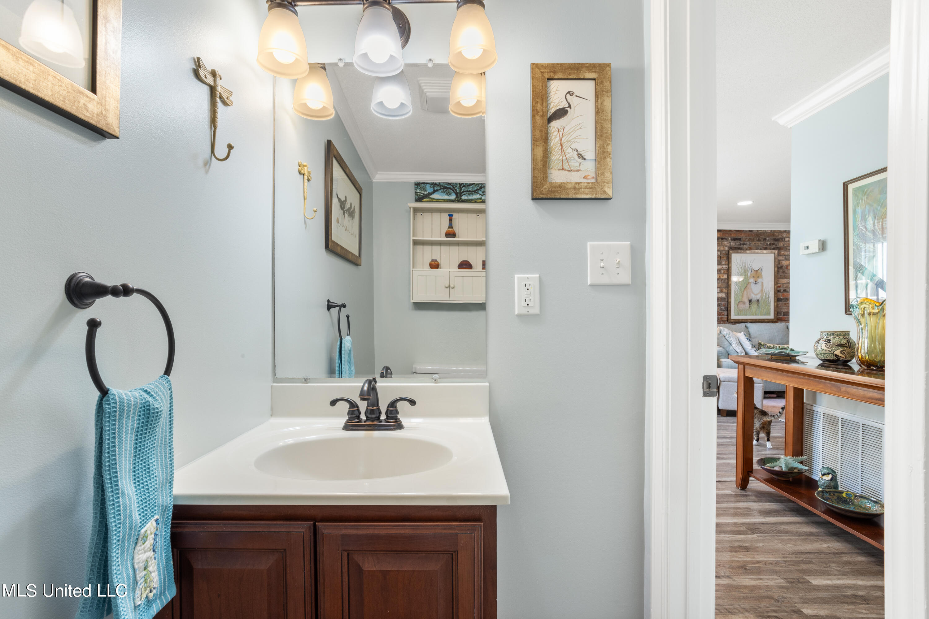 527 Front Beach Drive, 40