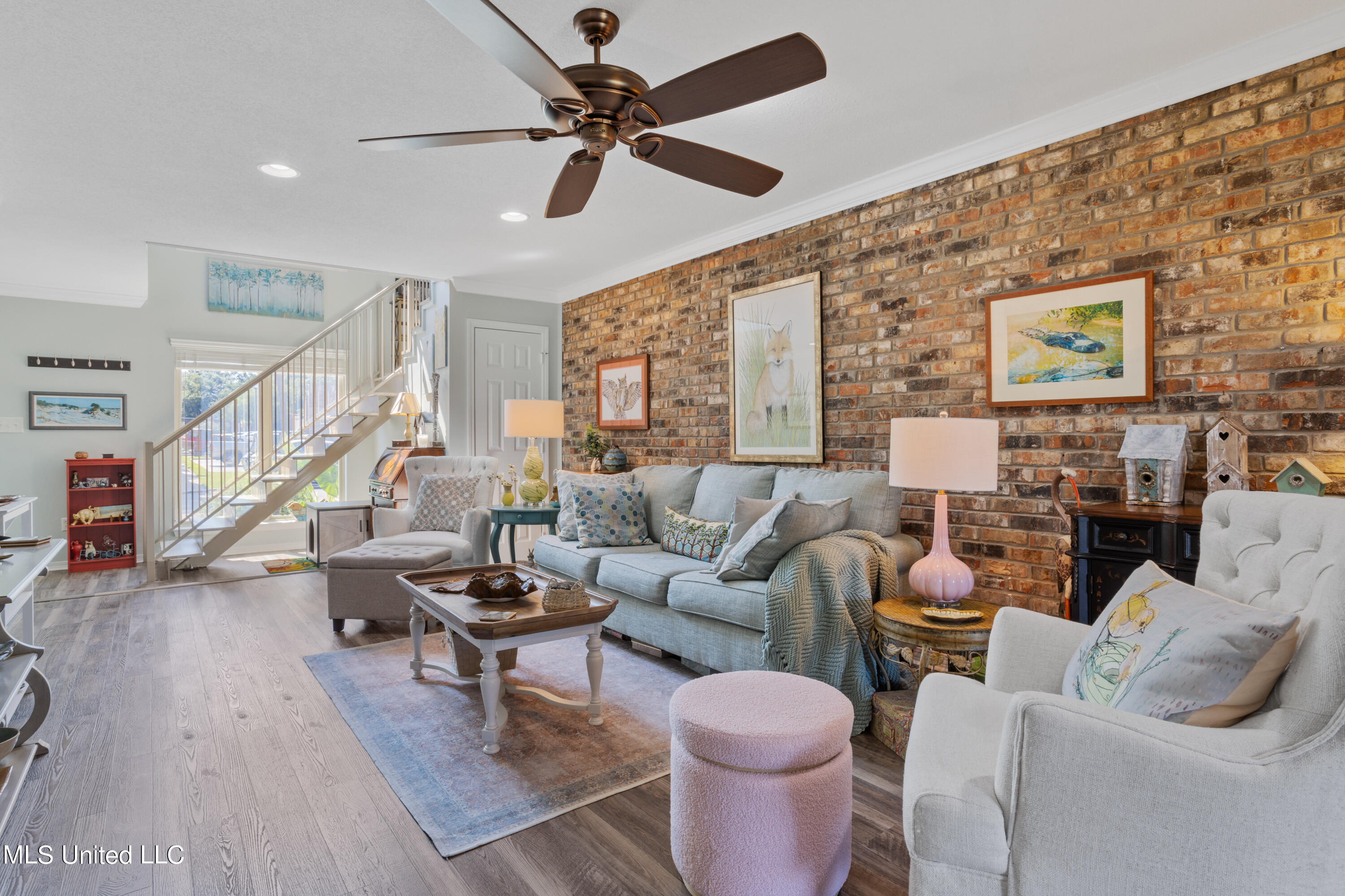 527 Front Beach Drive, 40