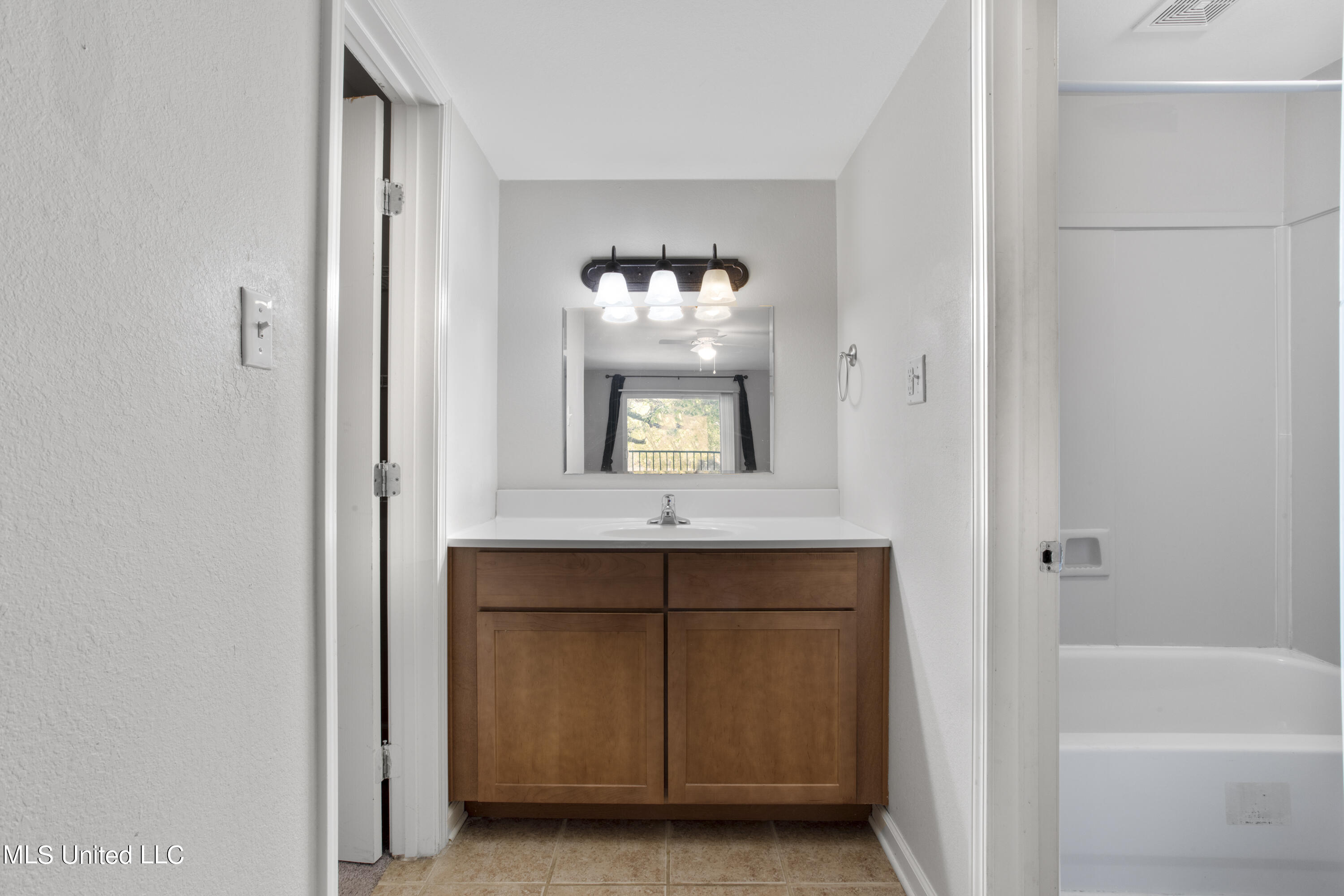 3230 Cumberland Road, 54