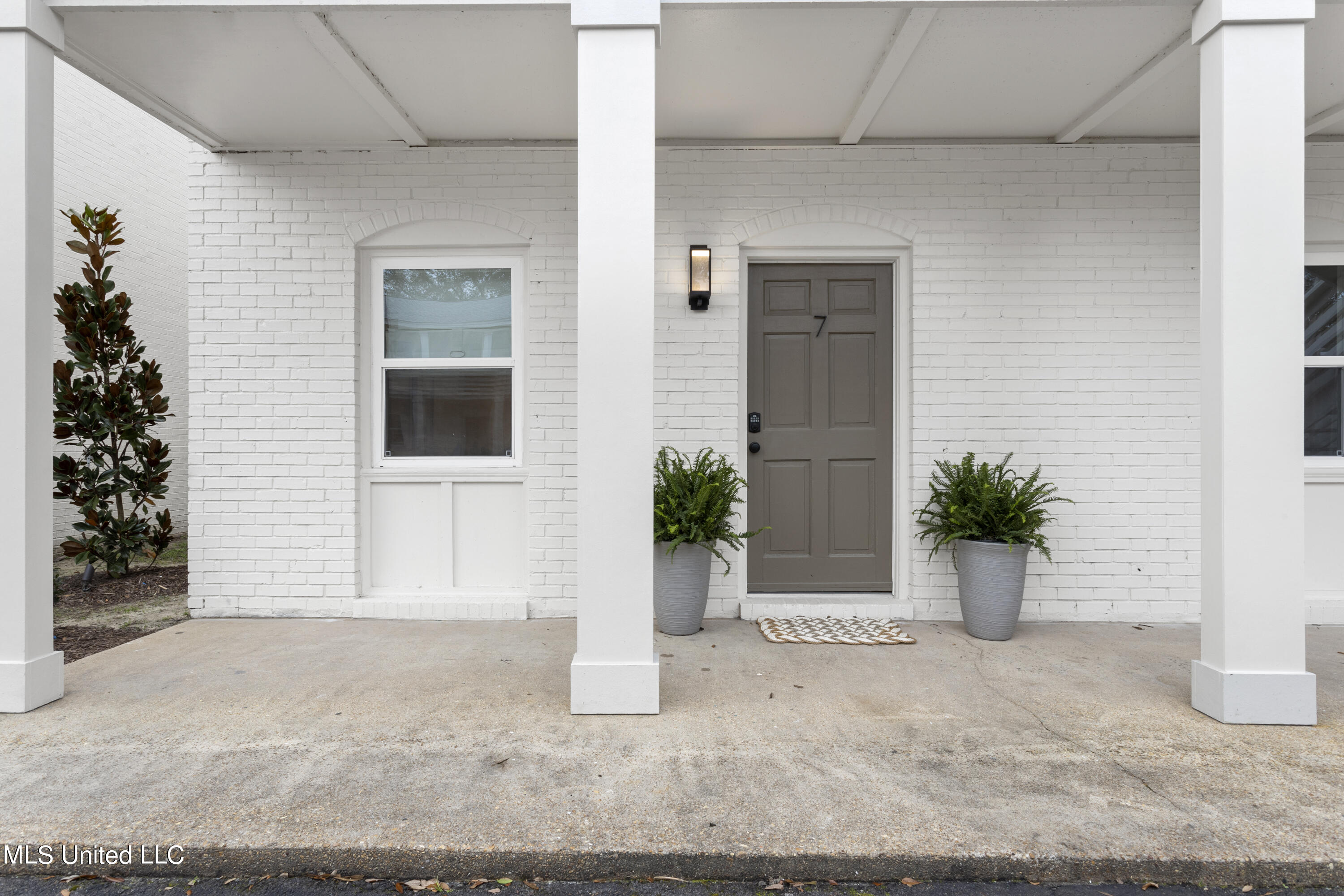 114 Ethel Circle, 5