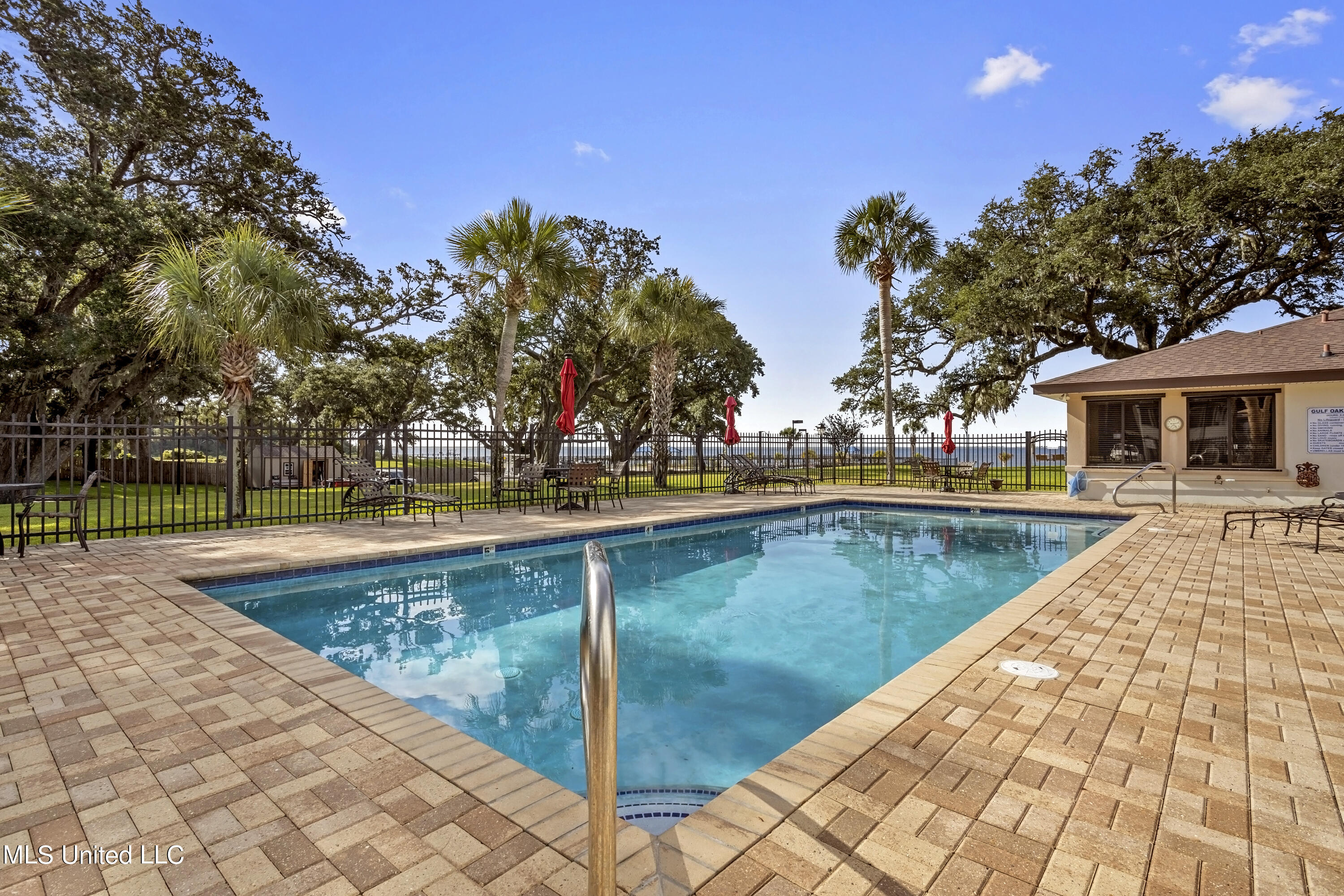 527 Front Beach Drive, 59