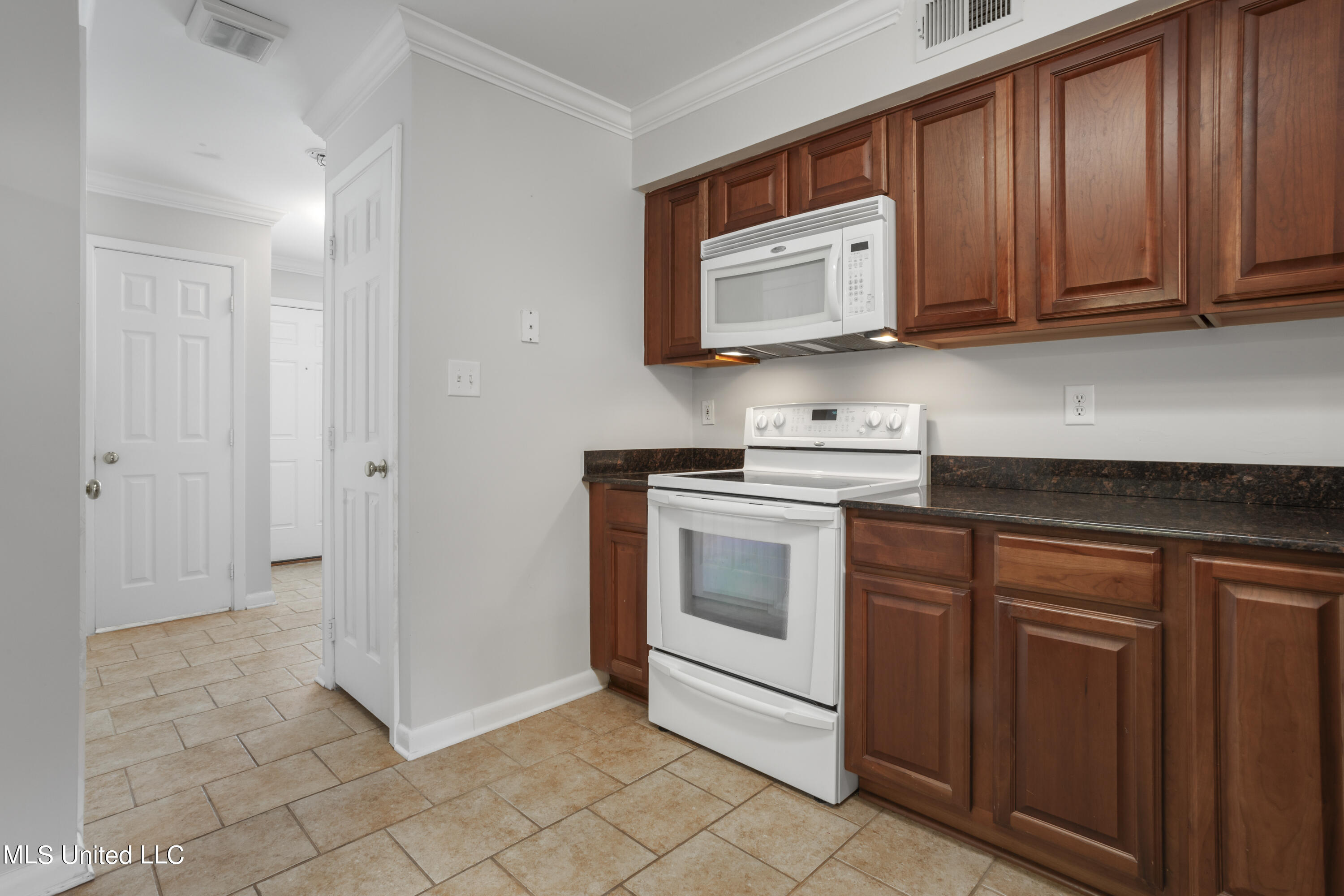 527 Front Beach Drive, 59