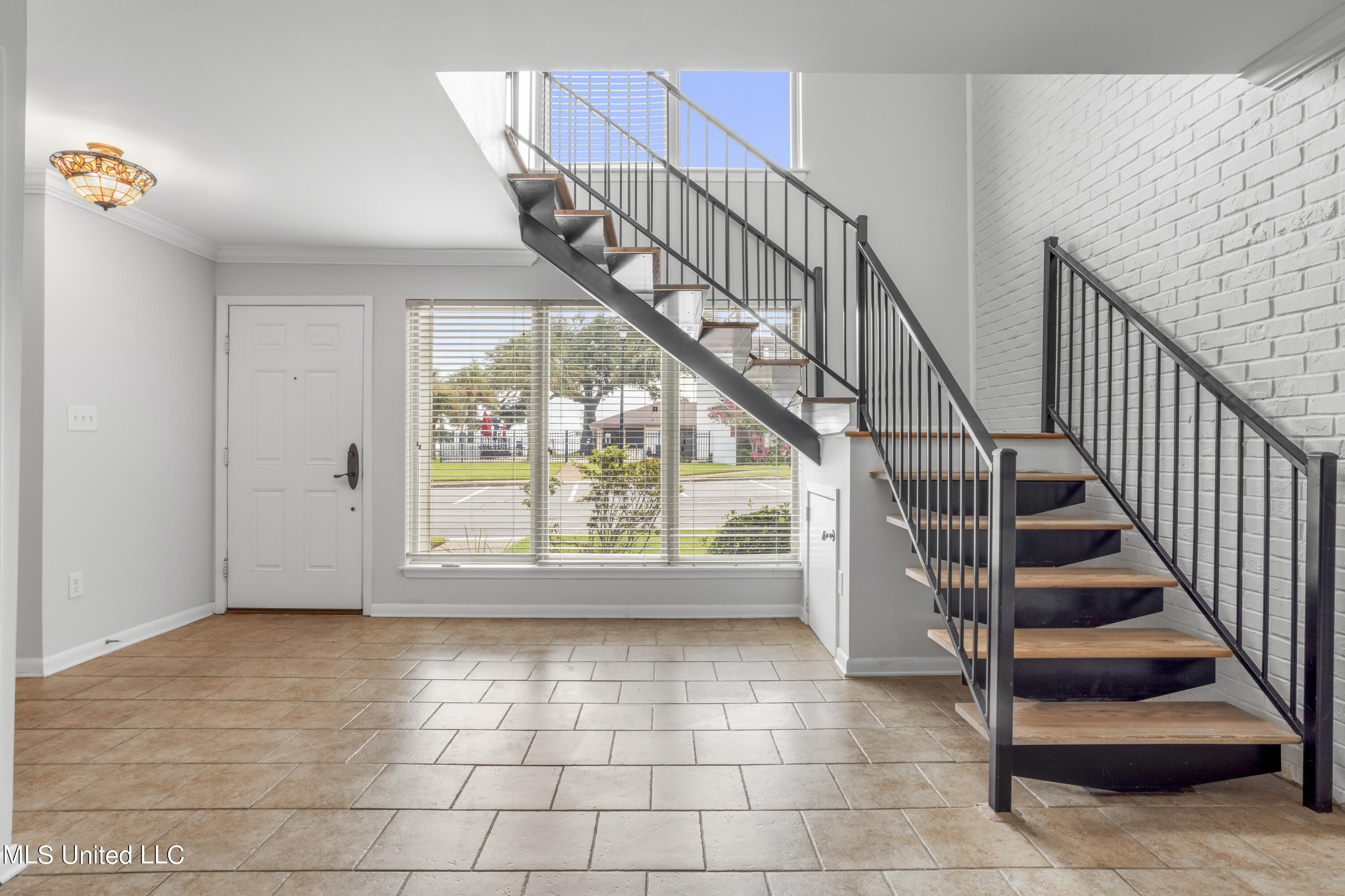 527 Front Beach Drive, 59