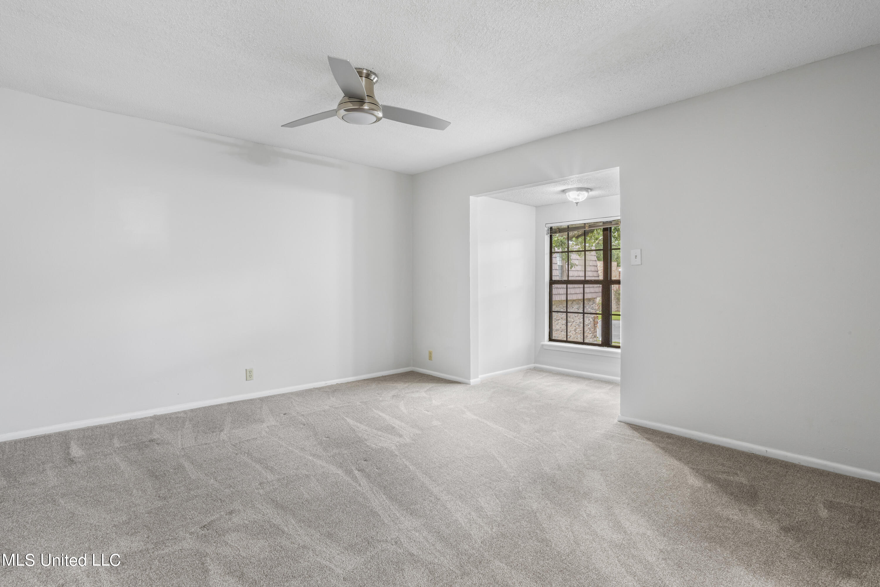 527 Front Beach Drive, 59