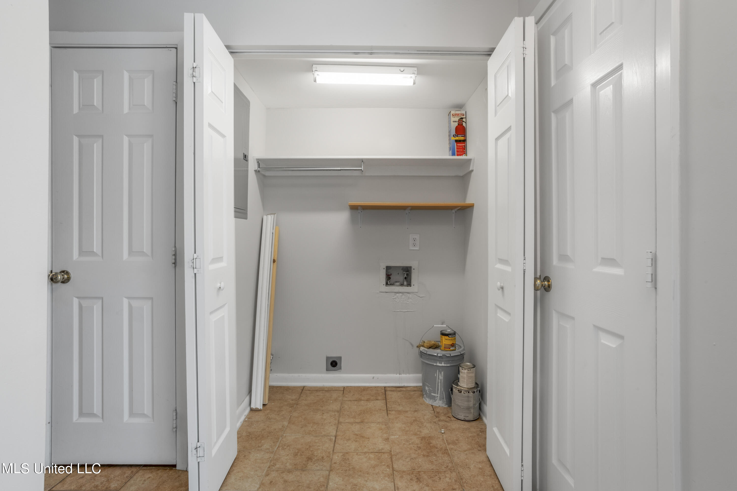 527 Front Beach Drive, 59