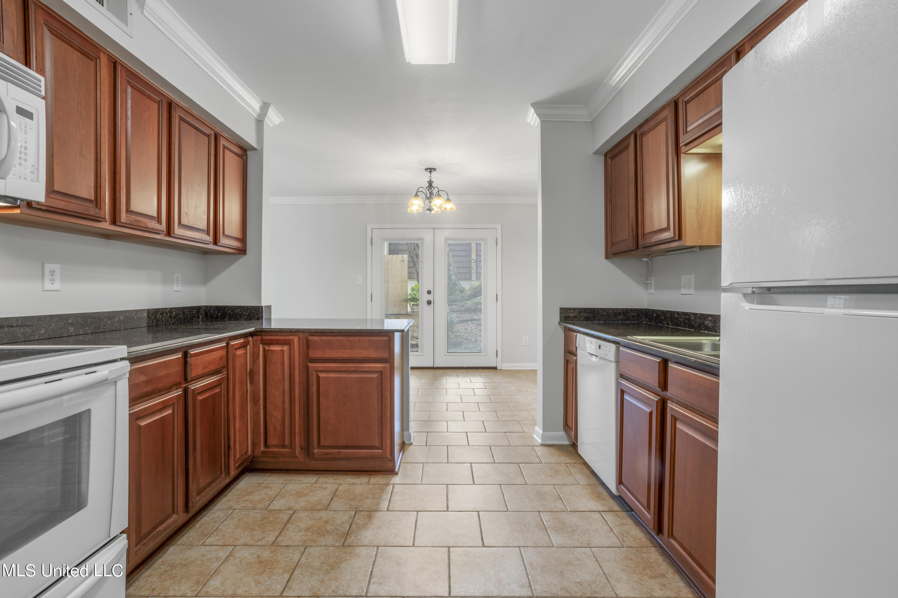 527 Front Beach Drive, 59